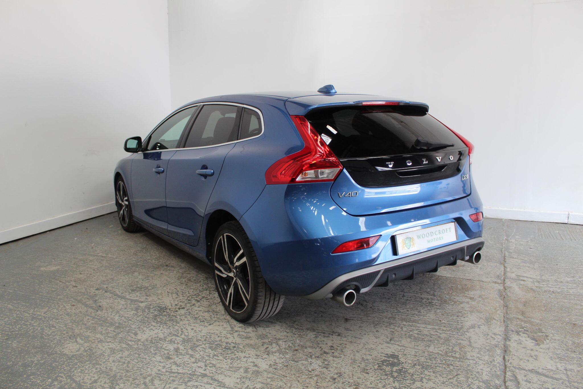 Volvo V40 view 7