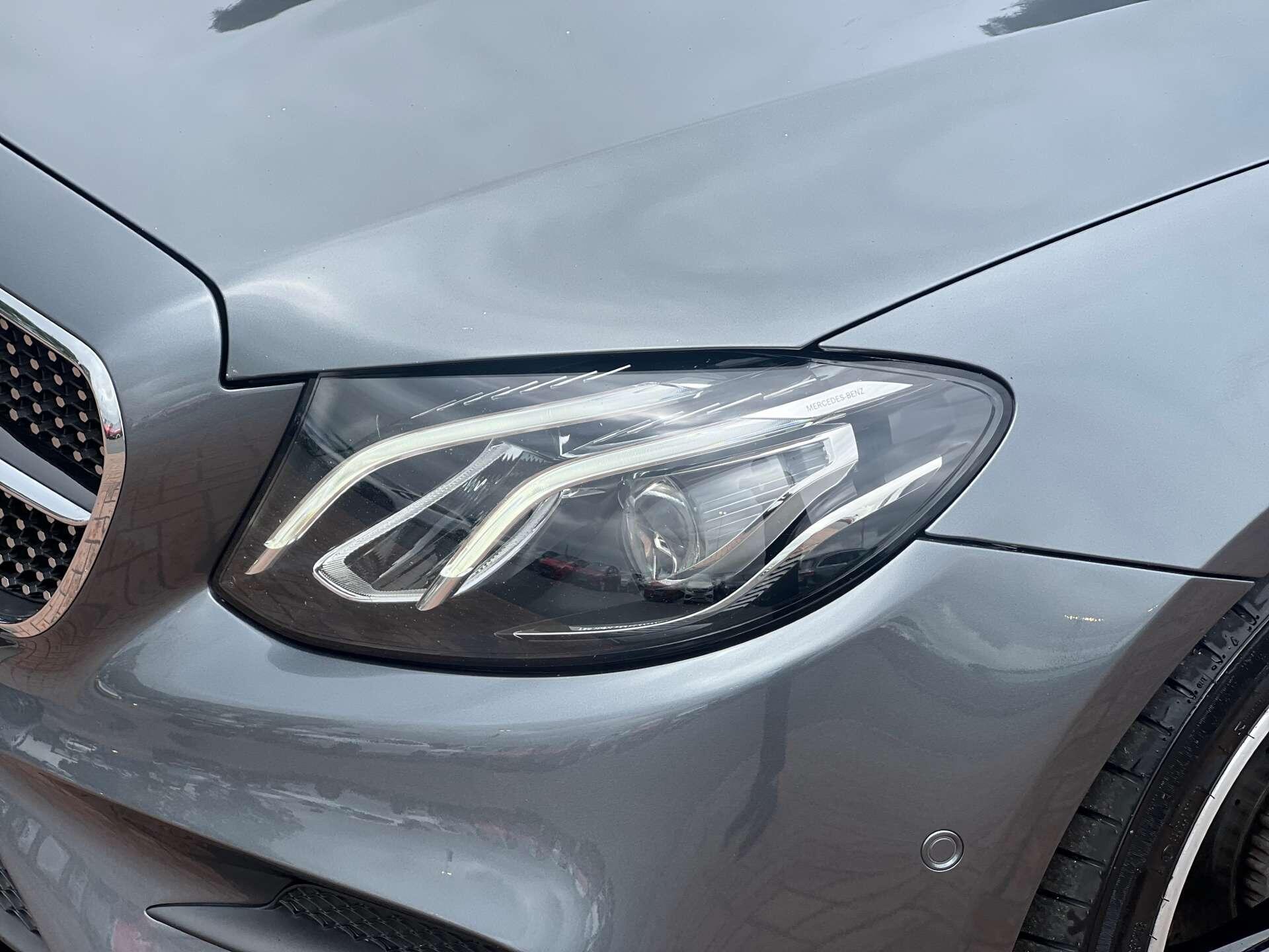 Mercedes-Benz E-Class view 15