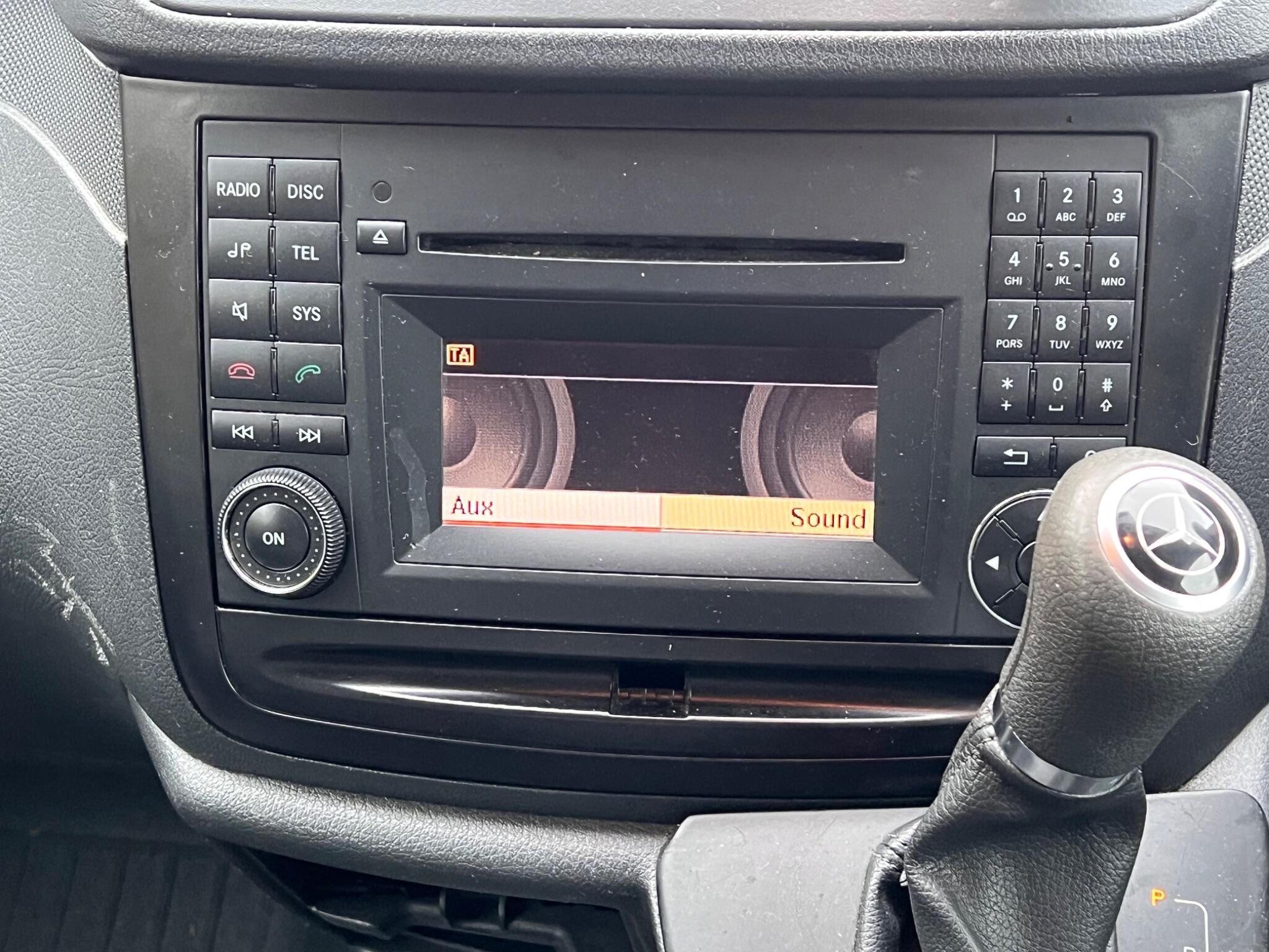 Mercedes-Benz Vito view 26