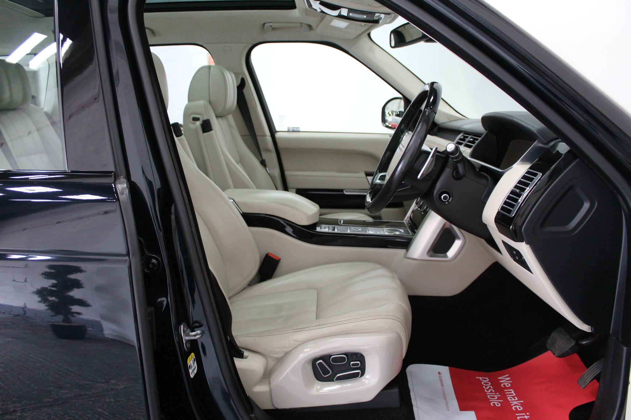 Land Rover Range Rover view 37