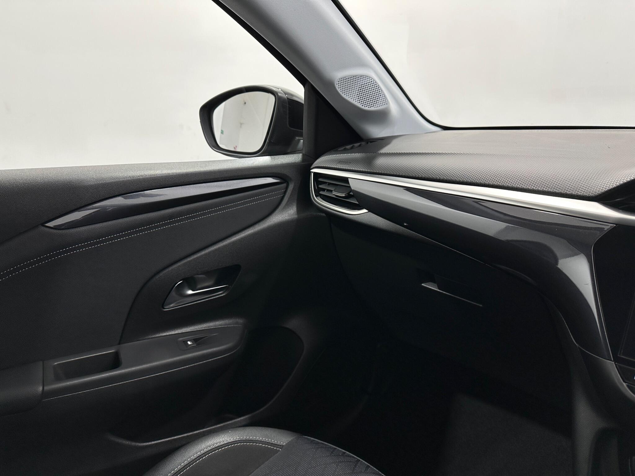 Vauxhall Corsa view 26