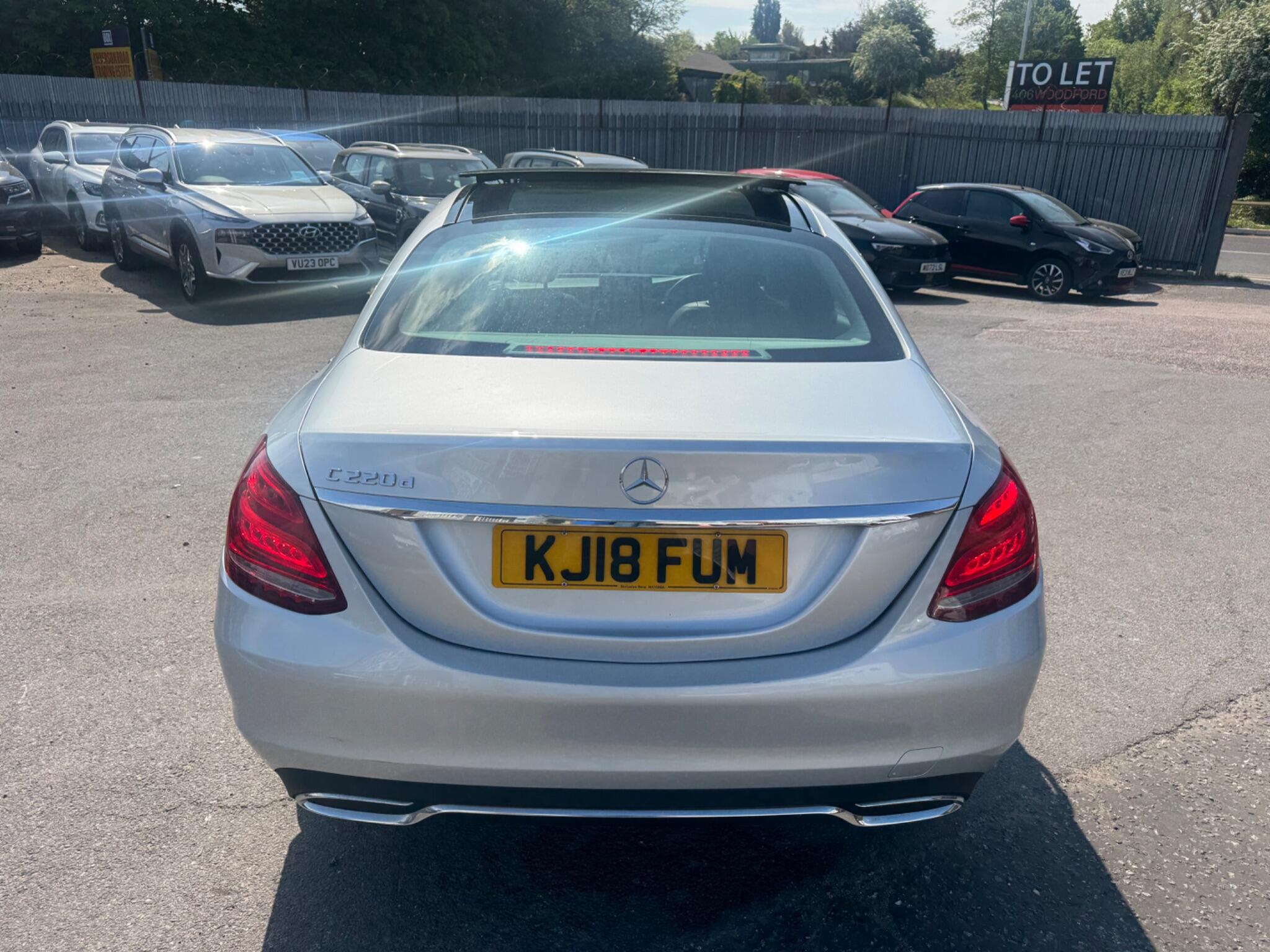 Mercedes-Benz C Class view 6