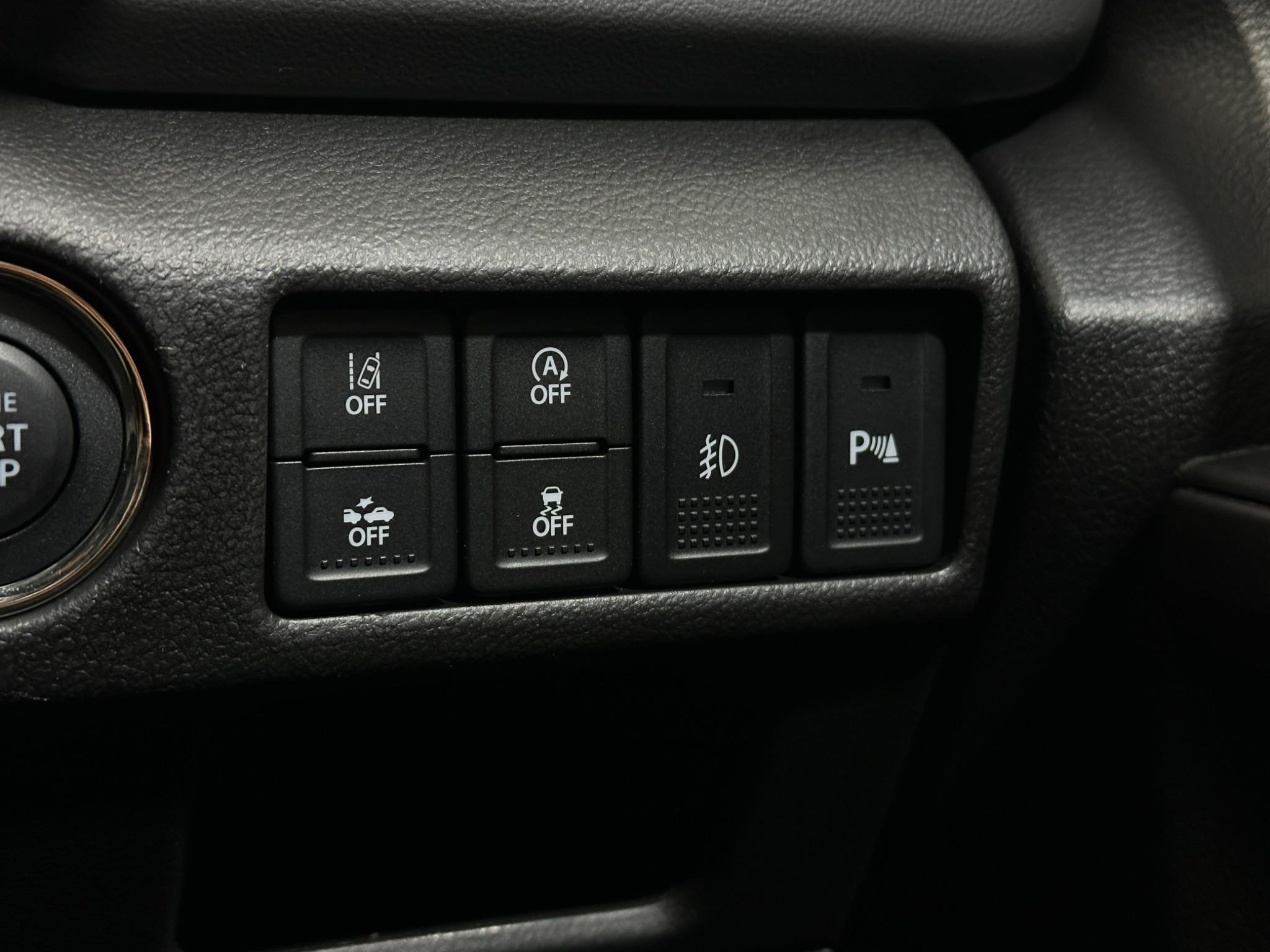 Suzuki S-Cross view 16