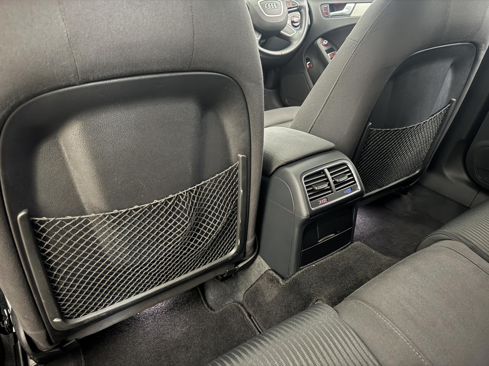 Audi A4 Avant view 56