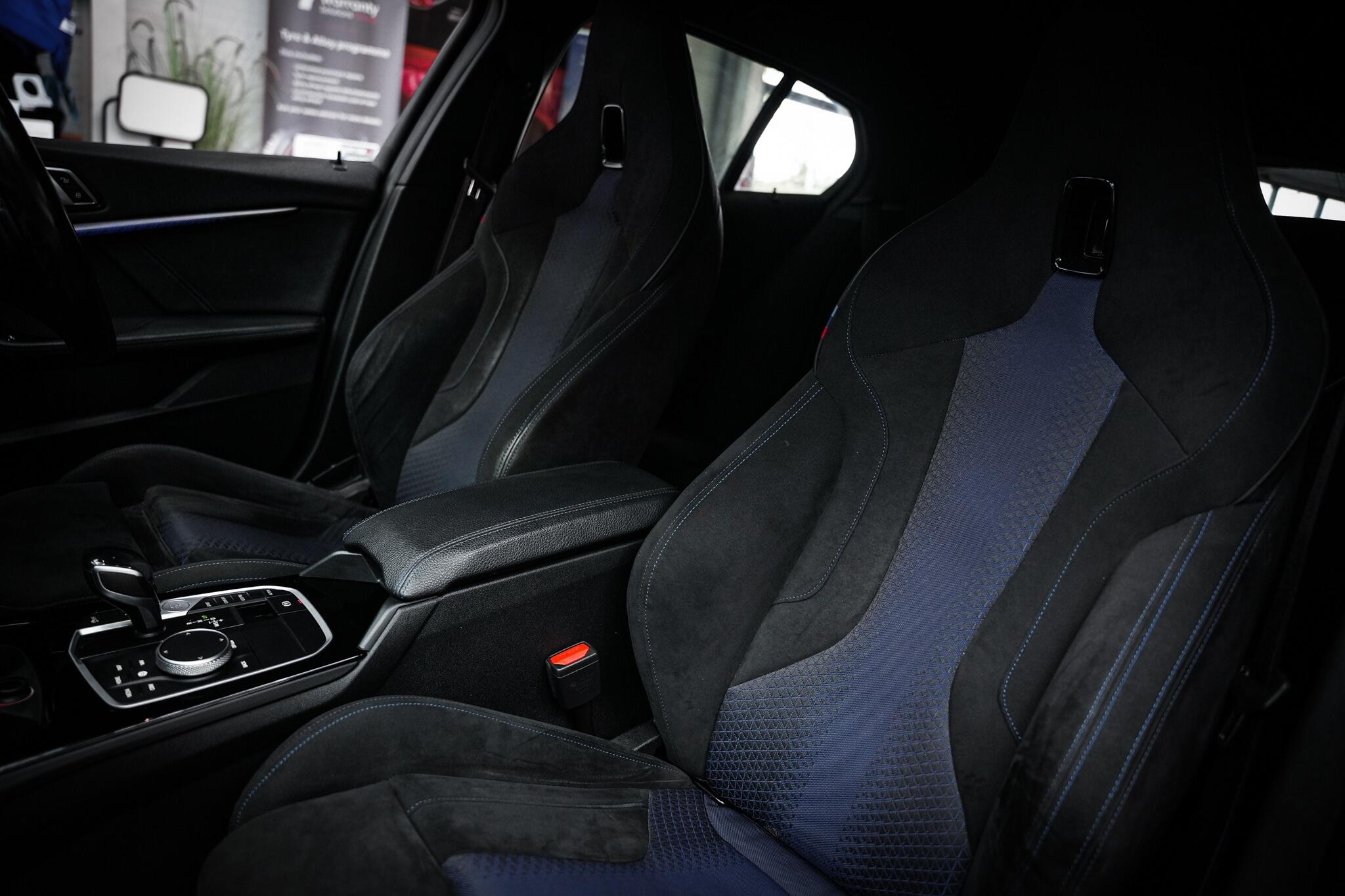 BMW 1 Series view 23