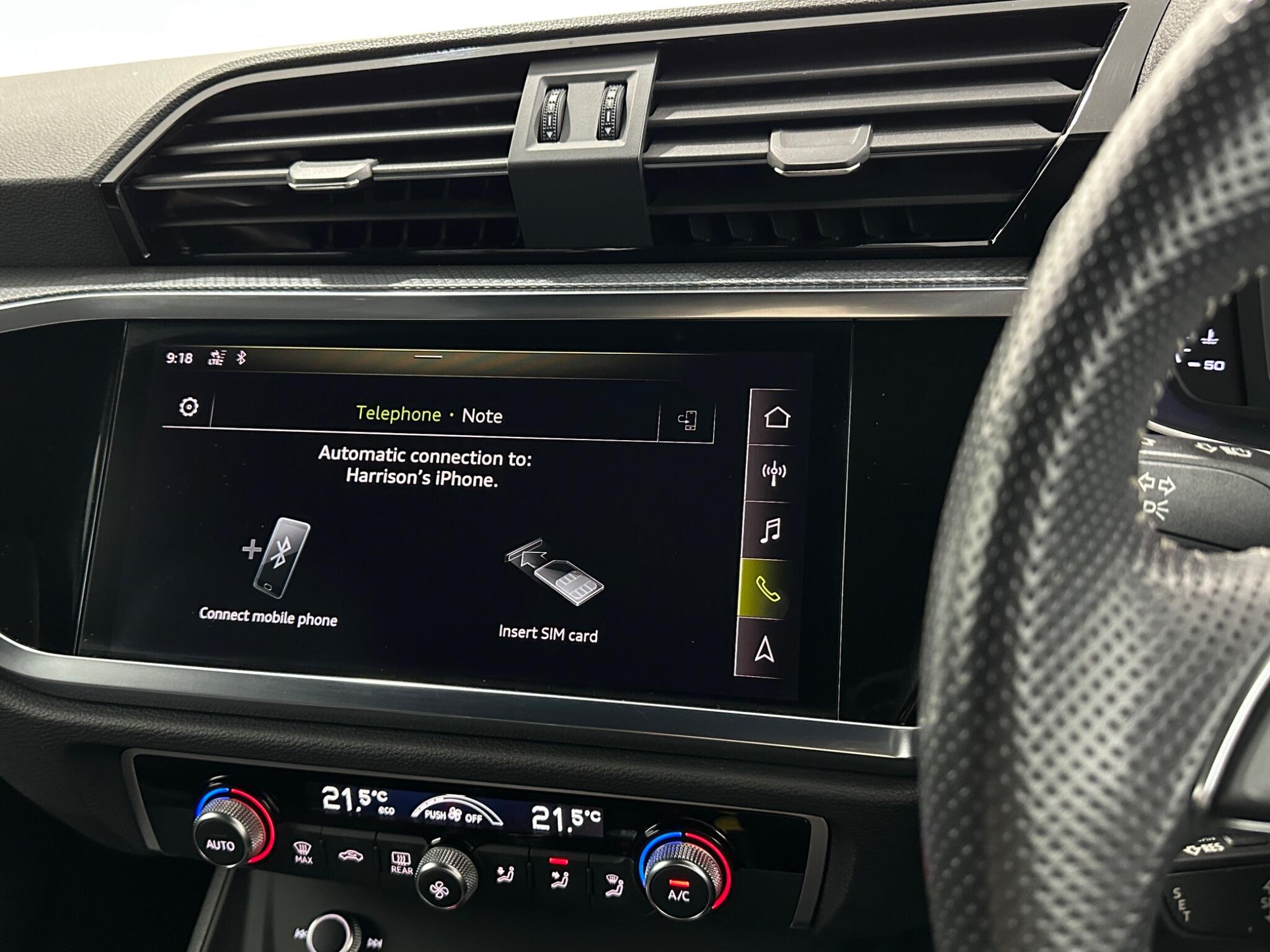 Audi Q3 view 24