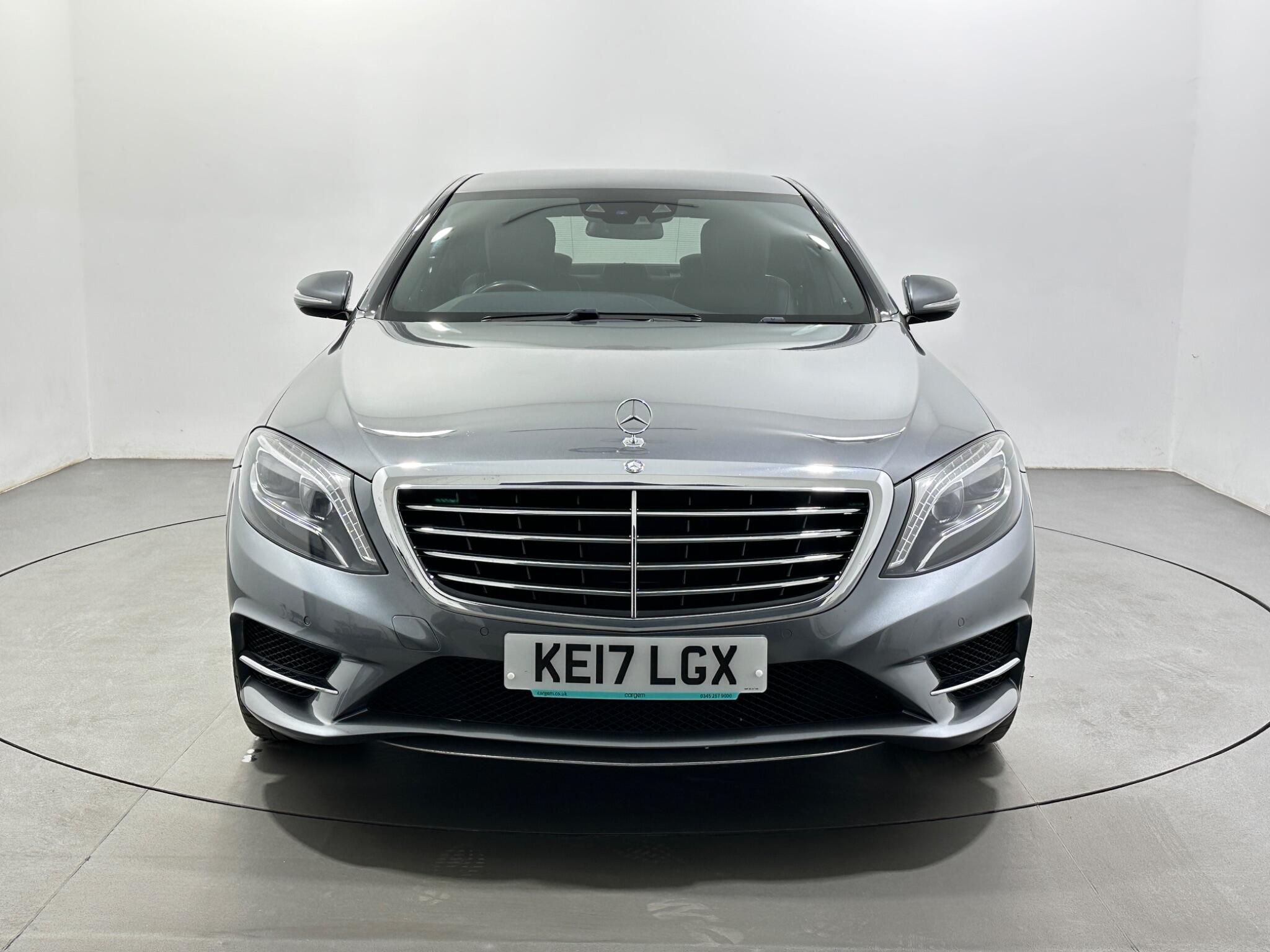 Mercedes-Benz S-Class view 3