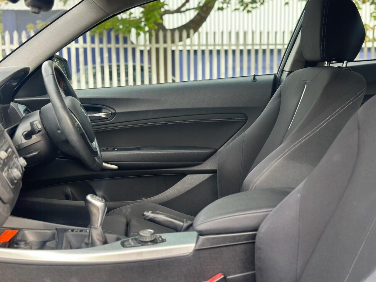 BMW 1 Series view 11