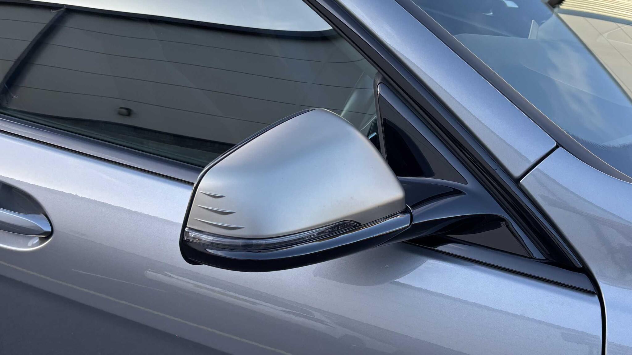 BMW 2 Series view 40