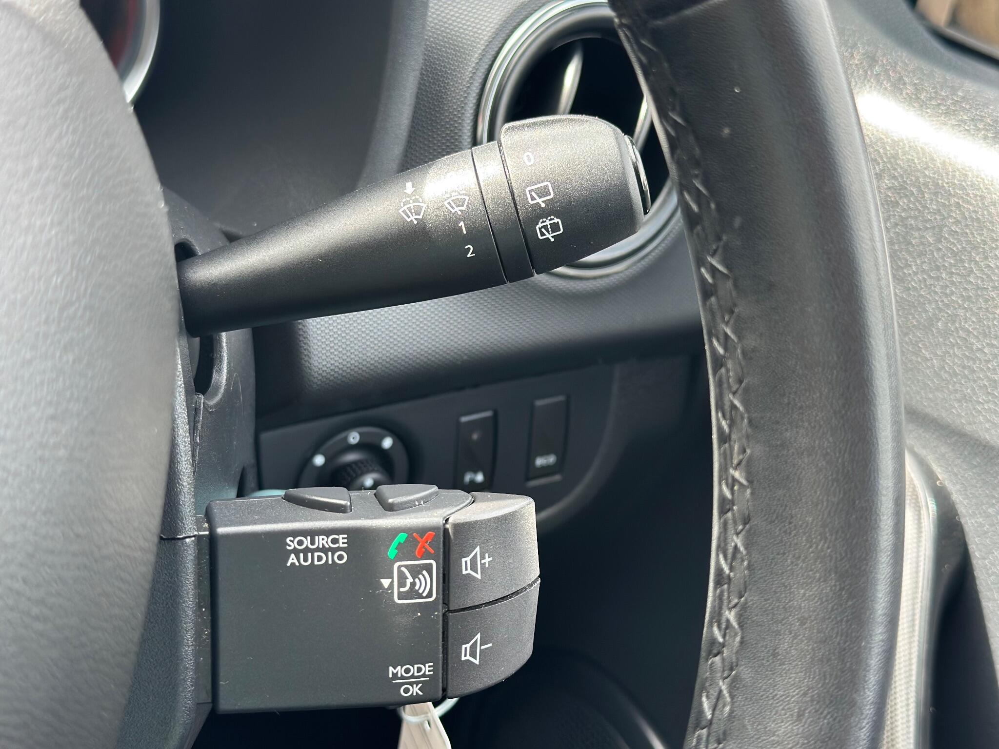 Dacia Sandero view 37
