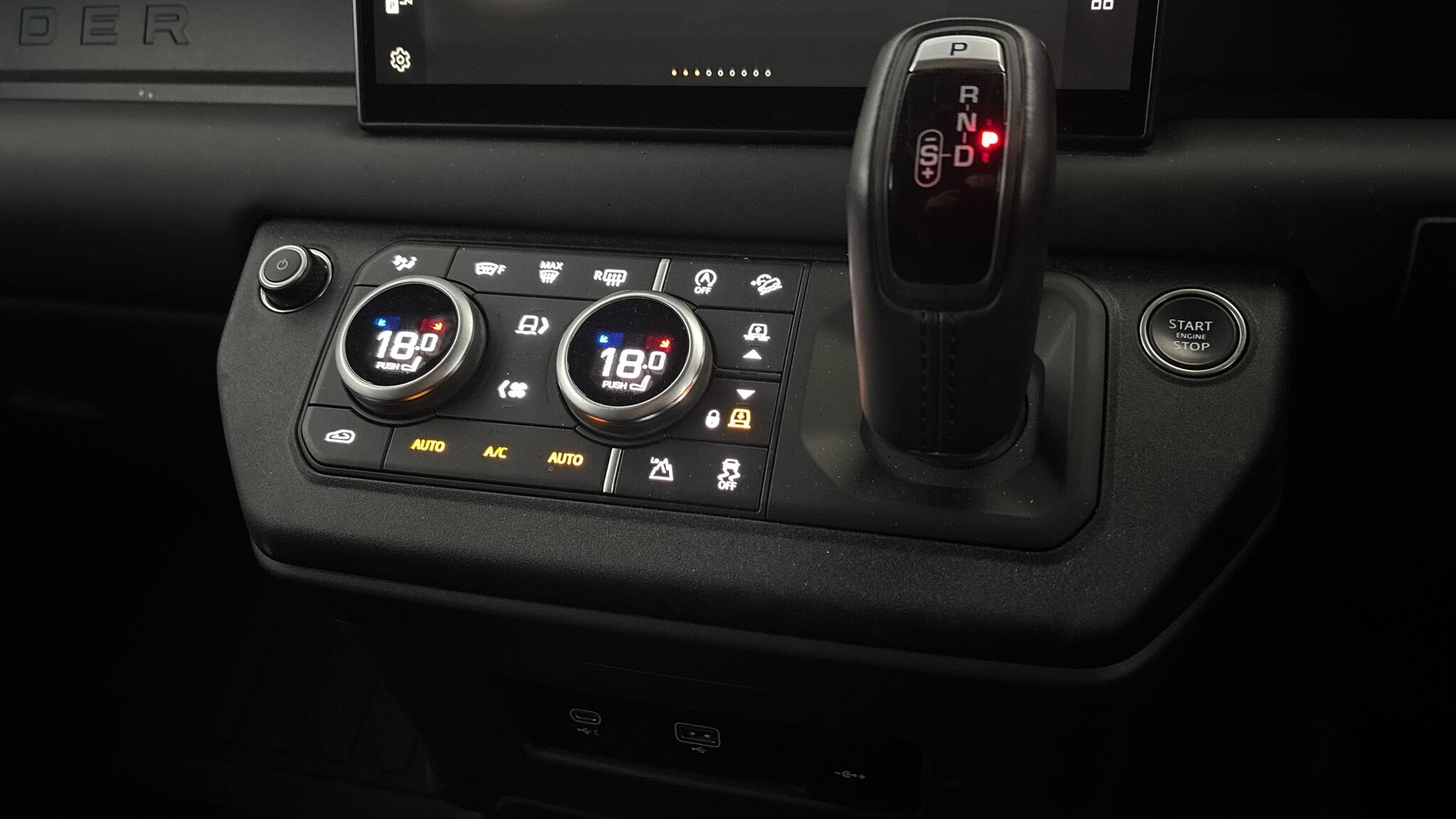 Land Rover Defender view 14