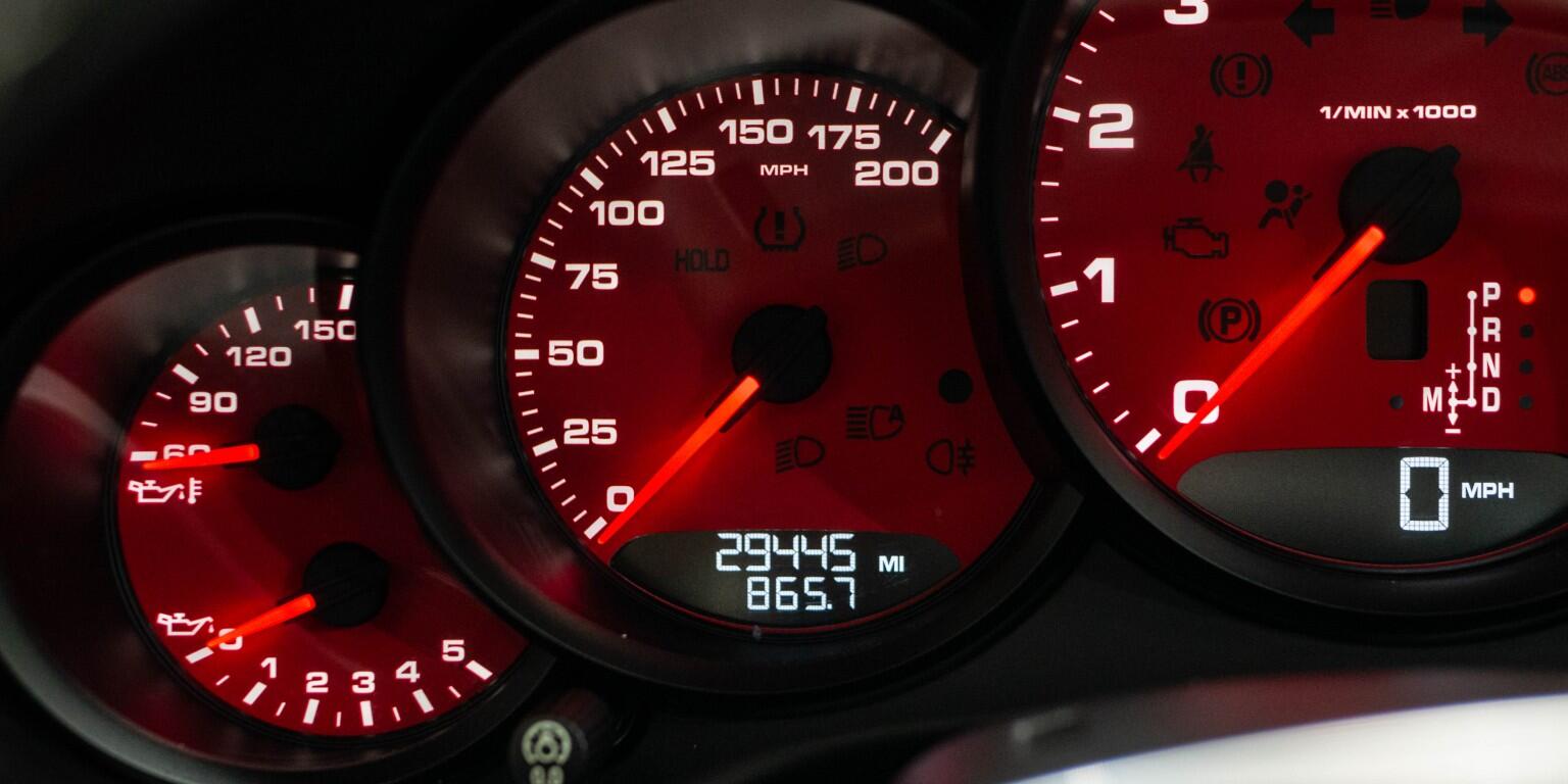 Porsche 911 view 40