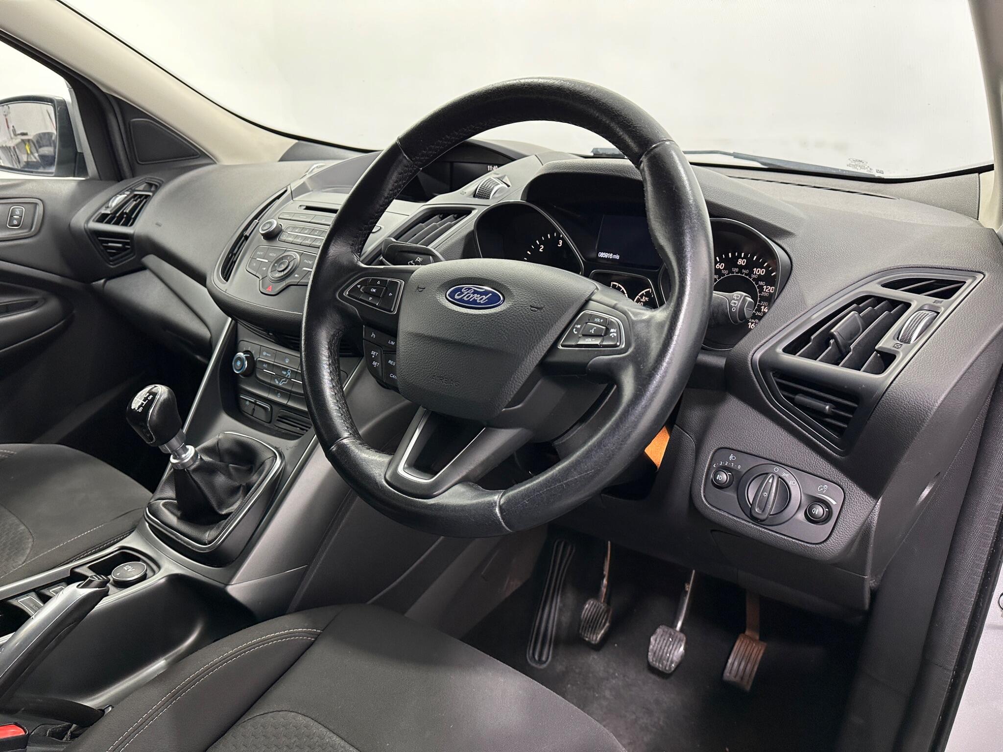 Ford Kuga view 11