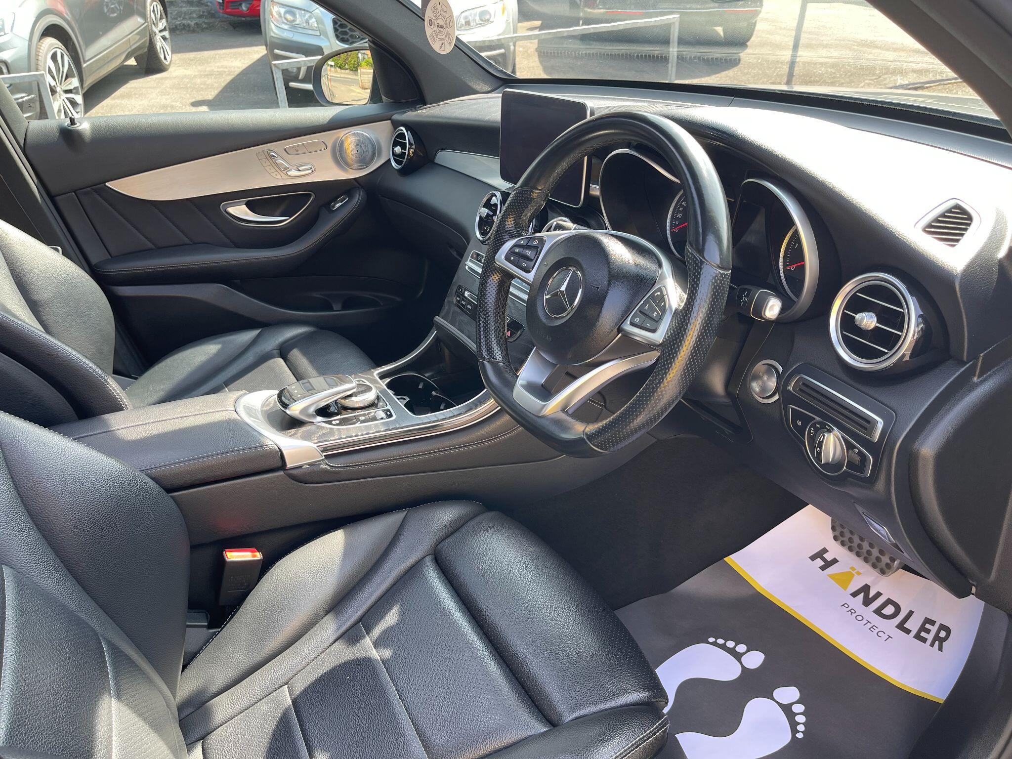 Mercedes-Benz GLC view 34