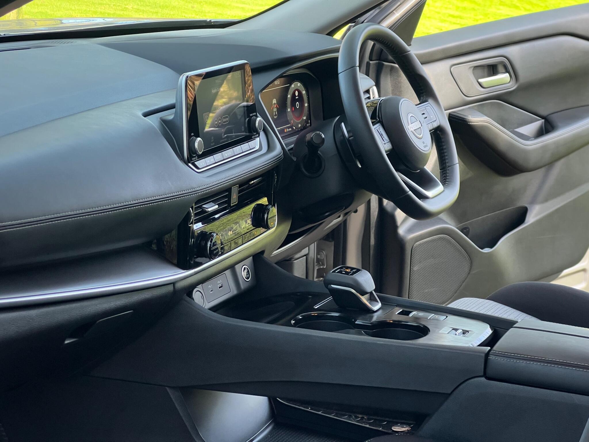 Nissan 2025 Nissan view 4