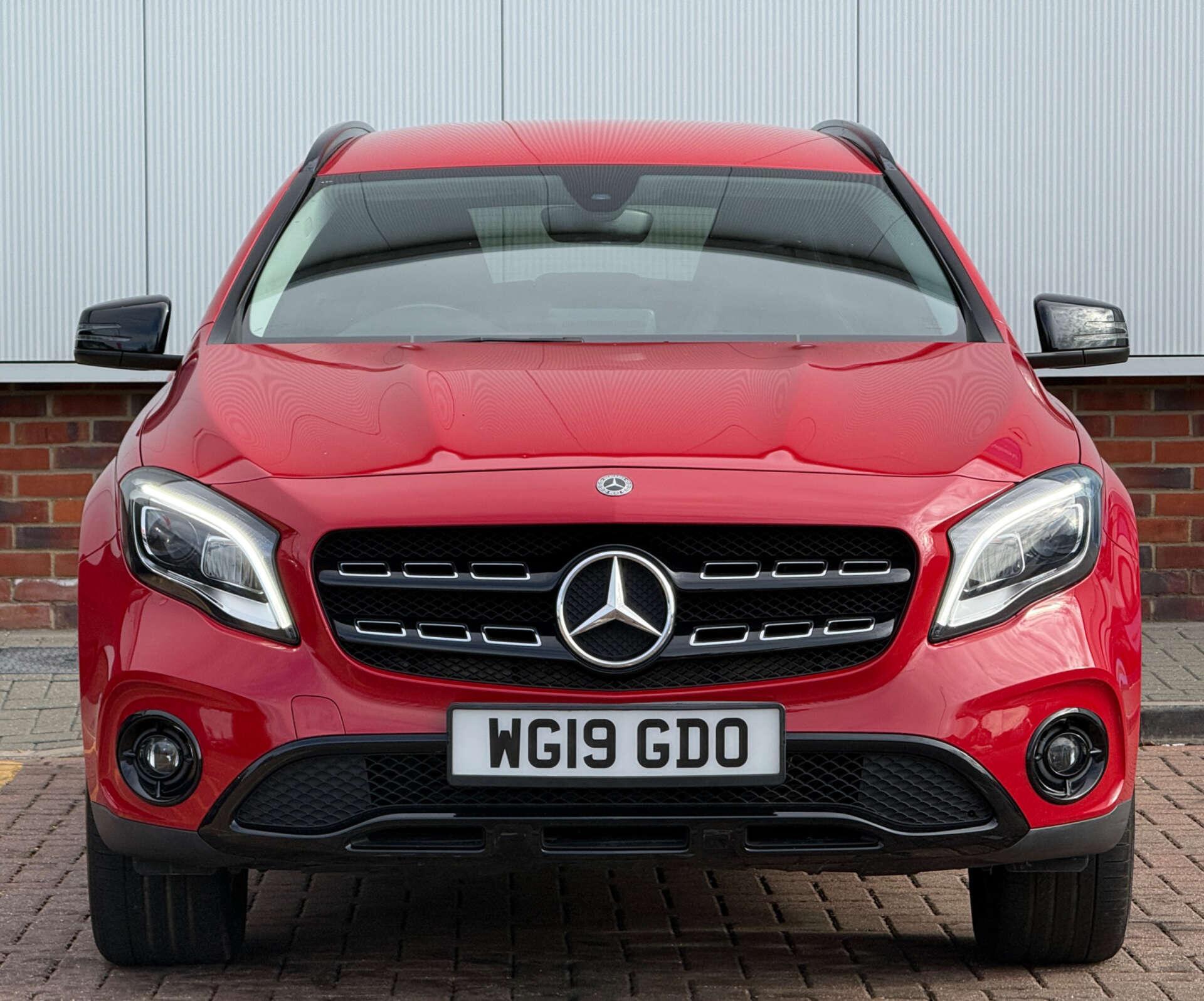 Mercedes-Benz GLA view 2
