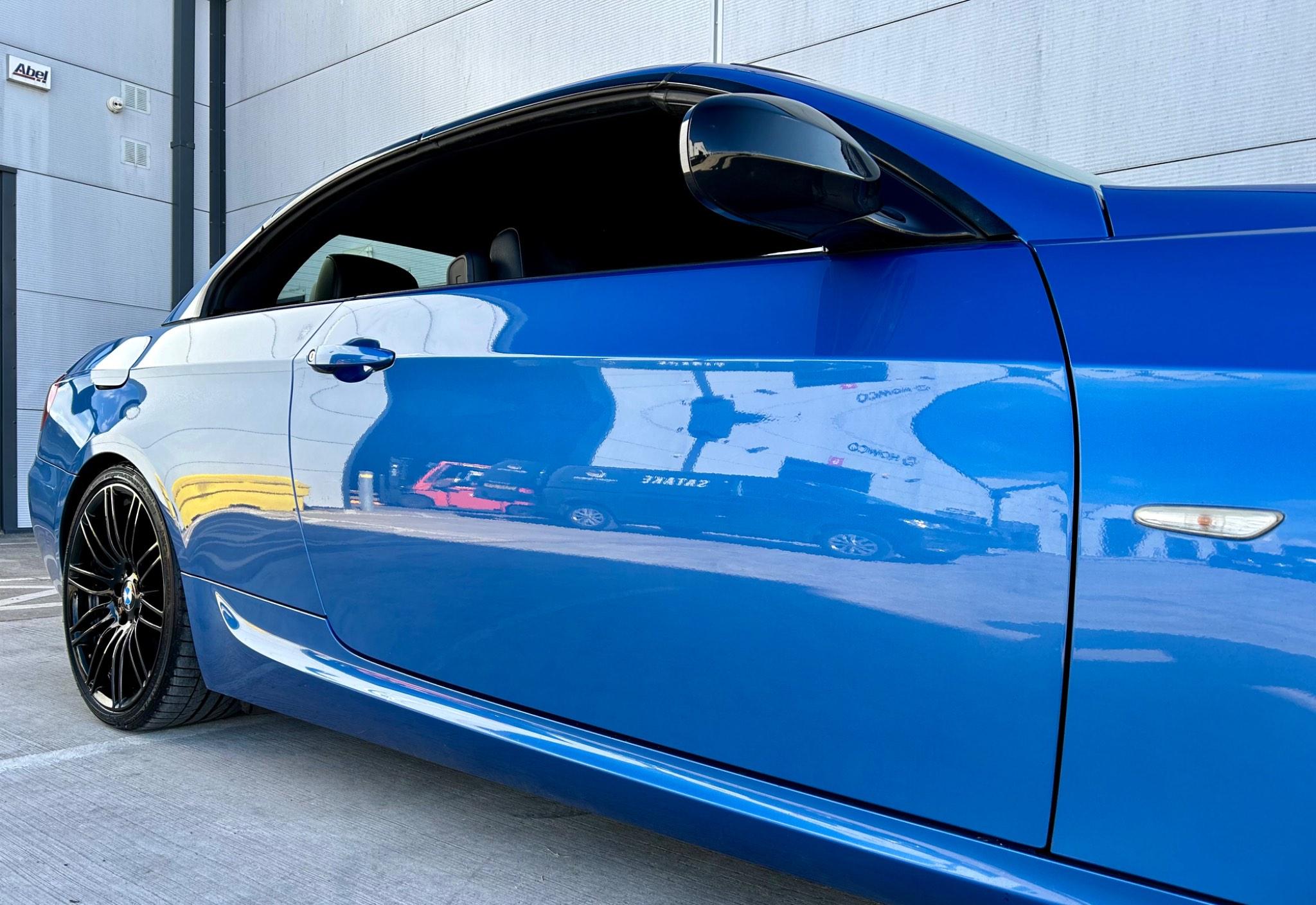 BMW 3 Series view 18