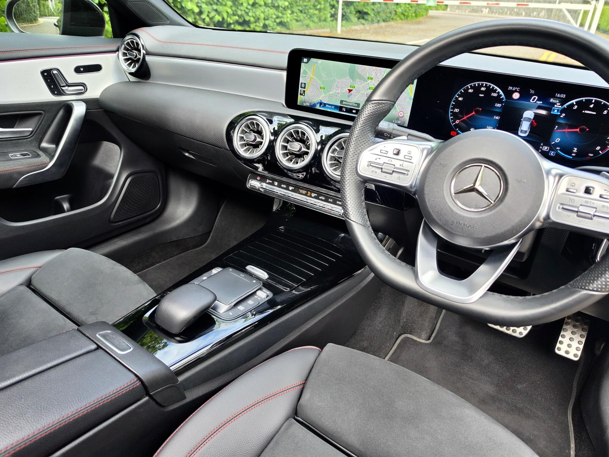 Mercedes-Benz Cla view 4