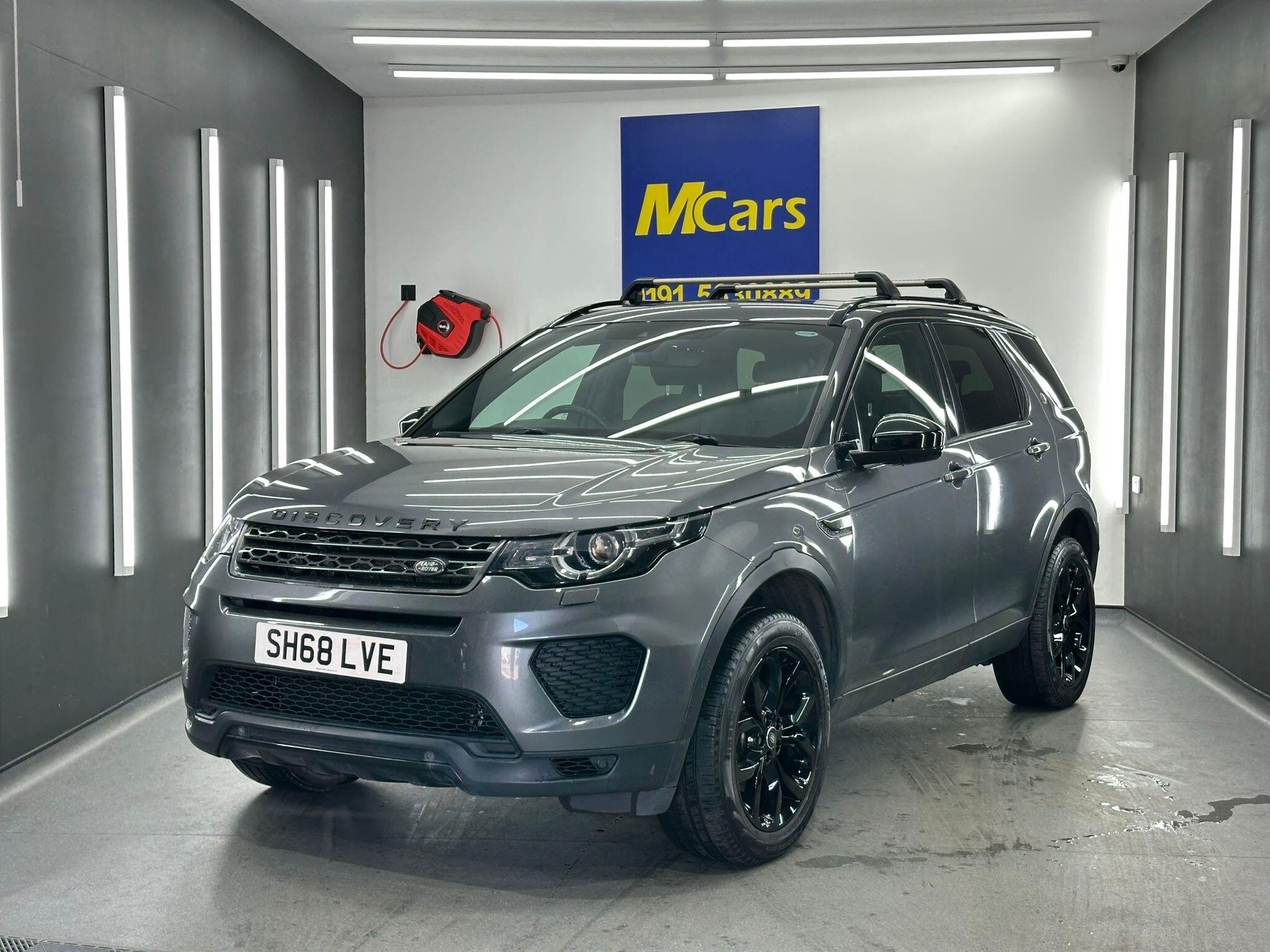 Land Rover Discovery Sport view 4