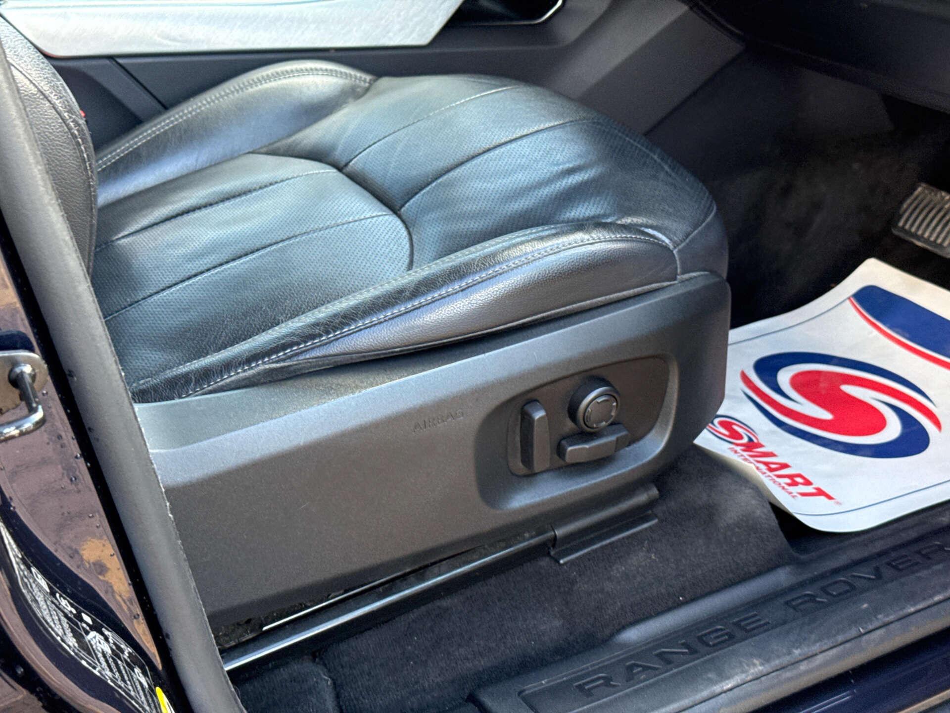 Land Rover Range Rover Evoque view 76