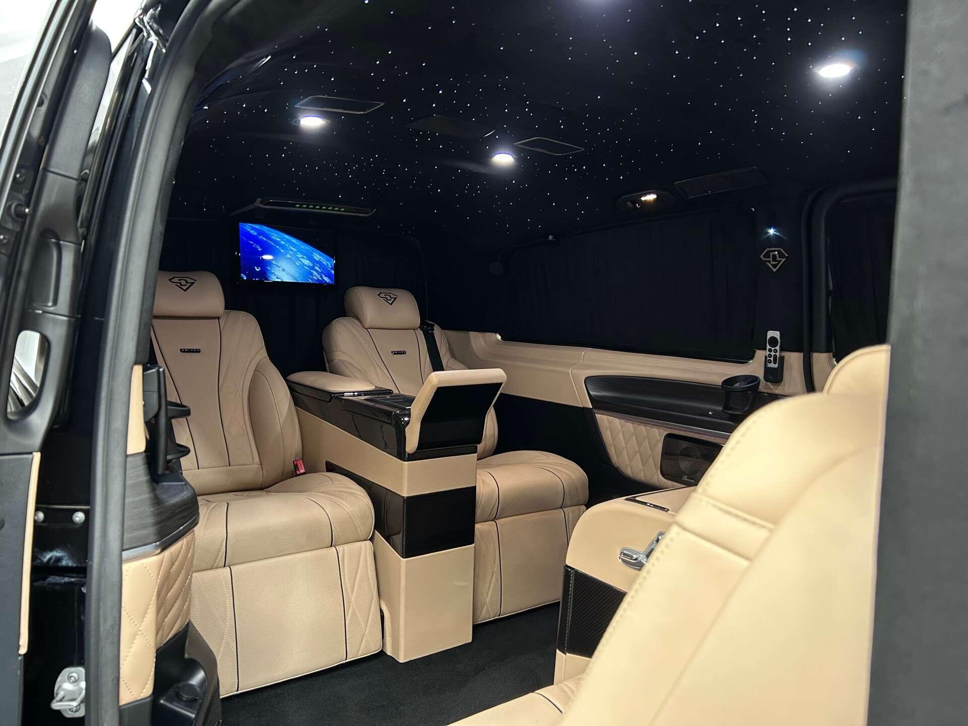 Mercedes-Benz V Class view 2