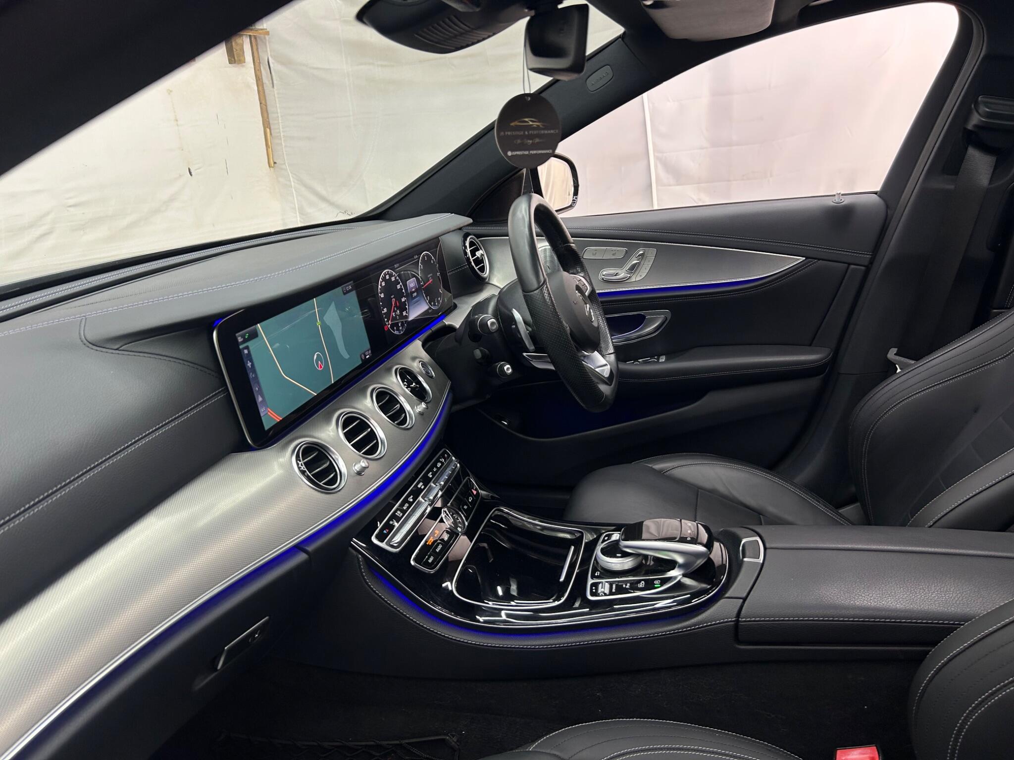 Mercedes-Benz E-Class view 12