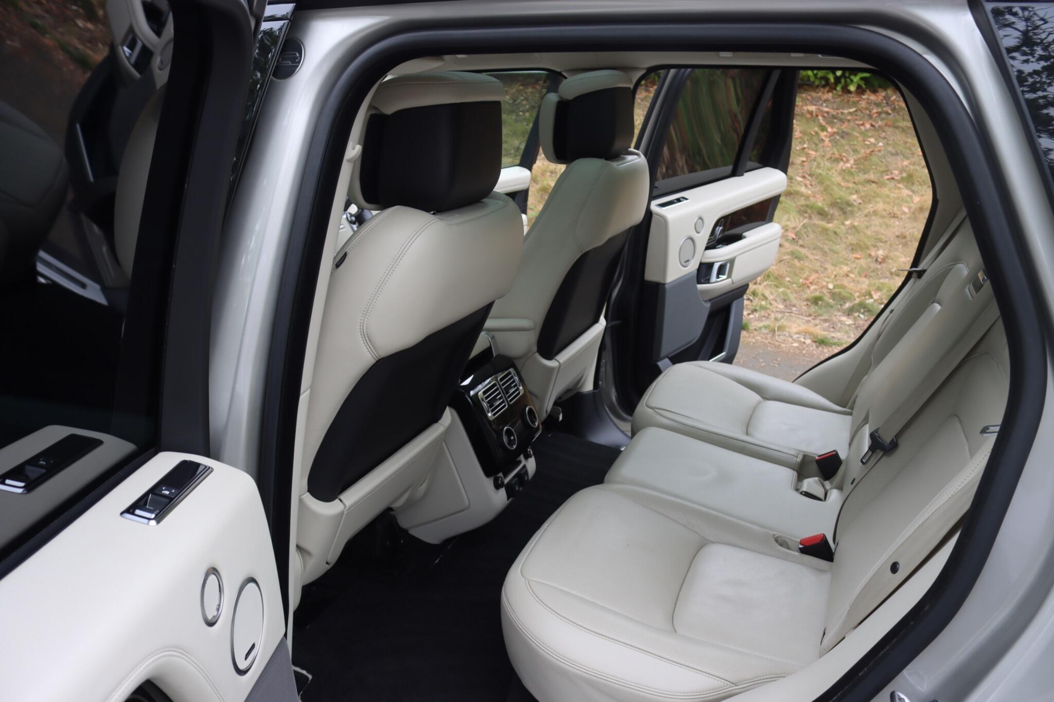 Land Rover Range Rover view 5