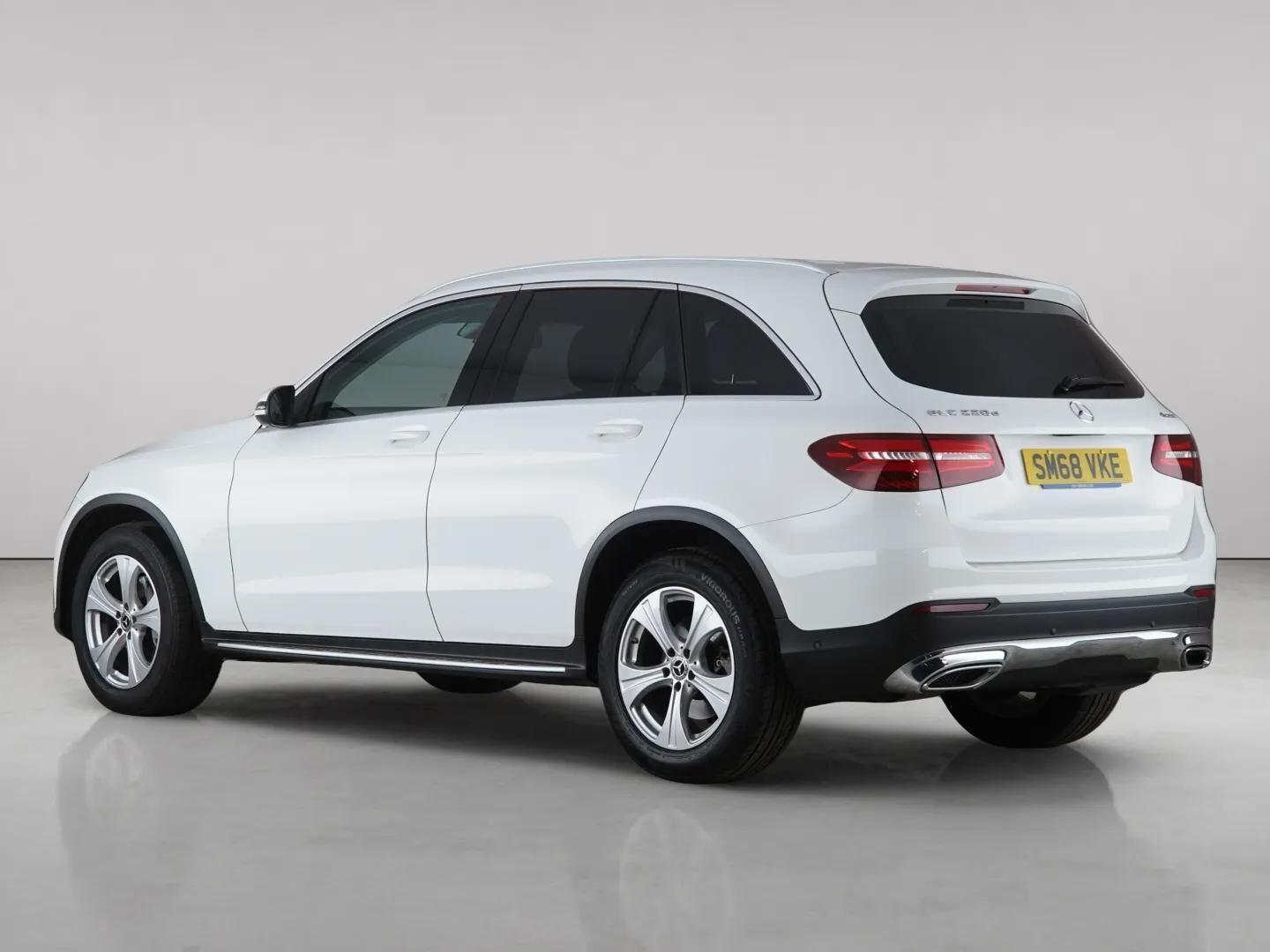 Mercedes-Benz GLC view 6