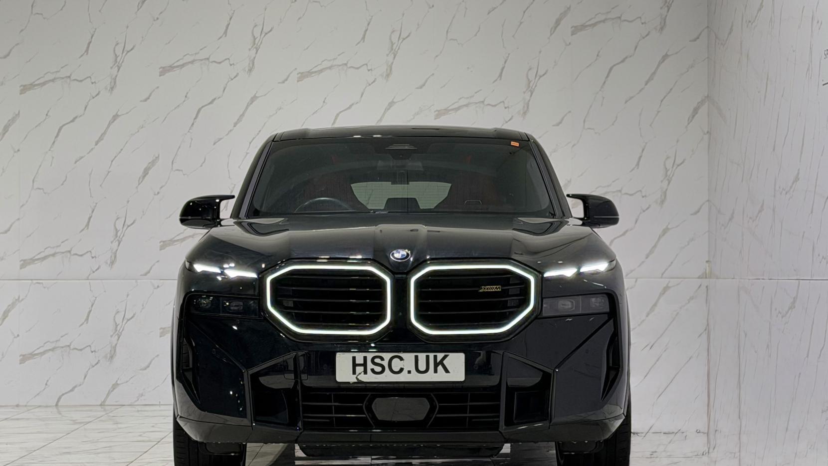 BMW XM view 2