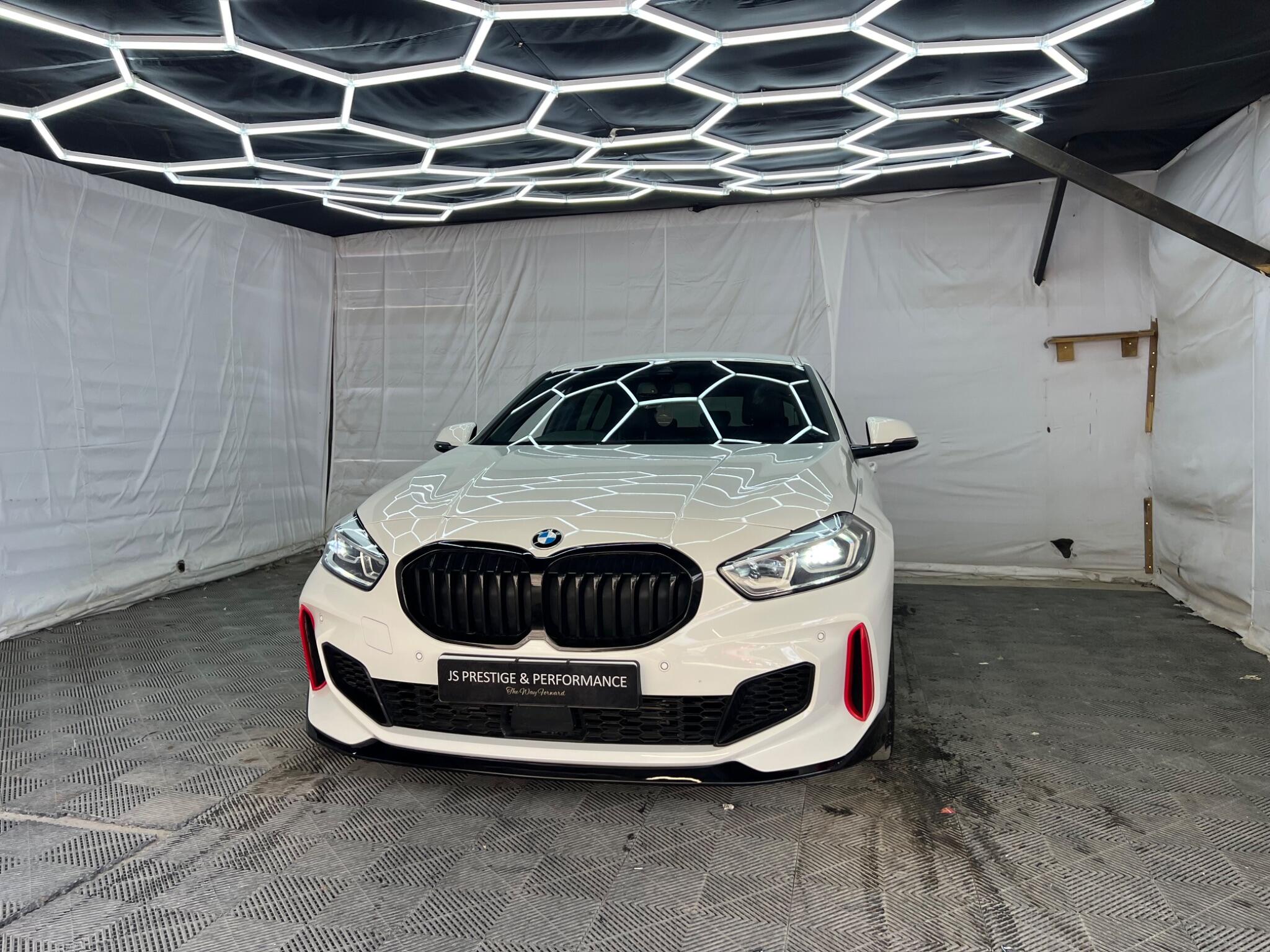 BMW 1 Series view 6