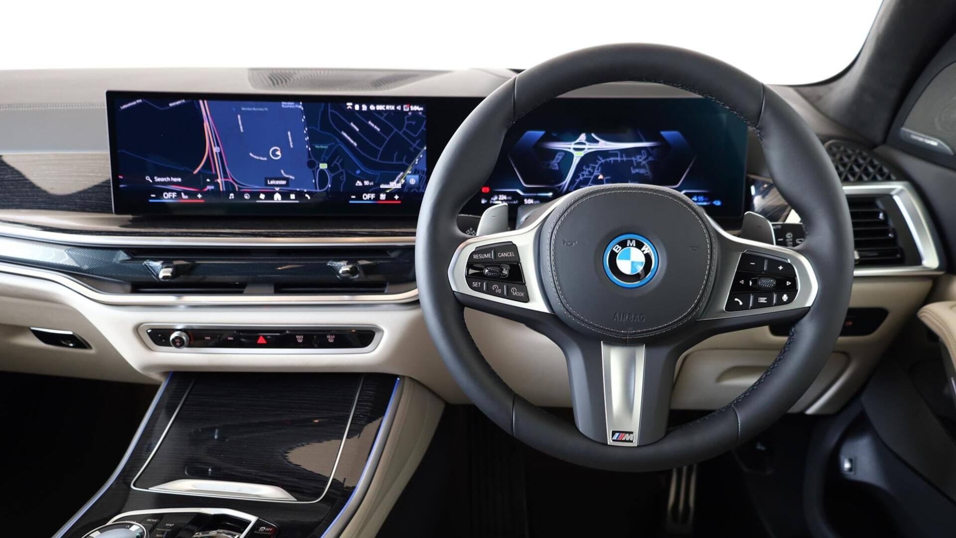 BMW X5 view 5