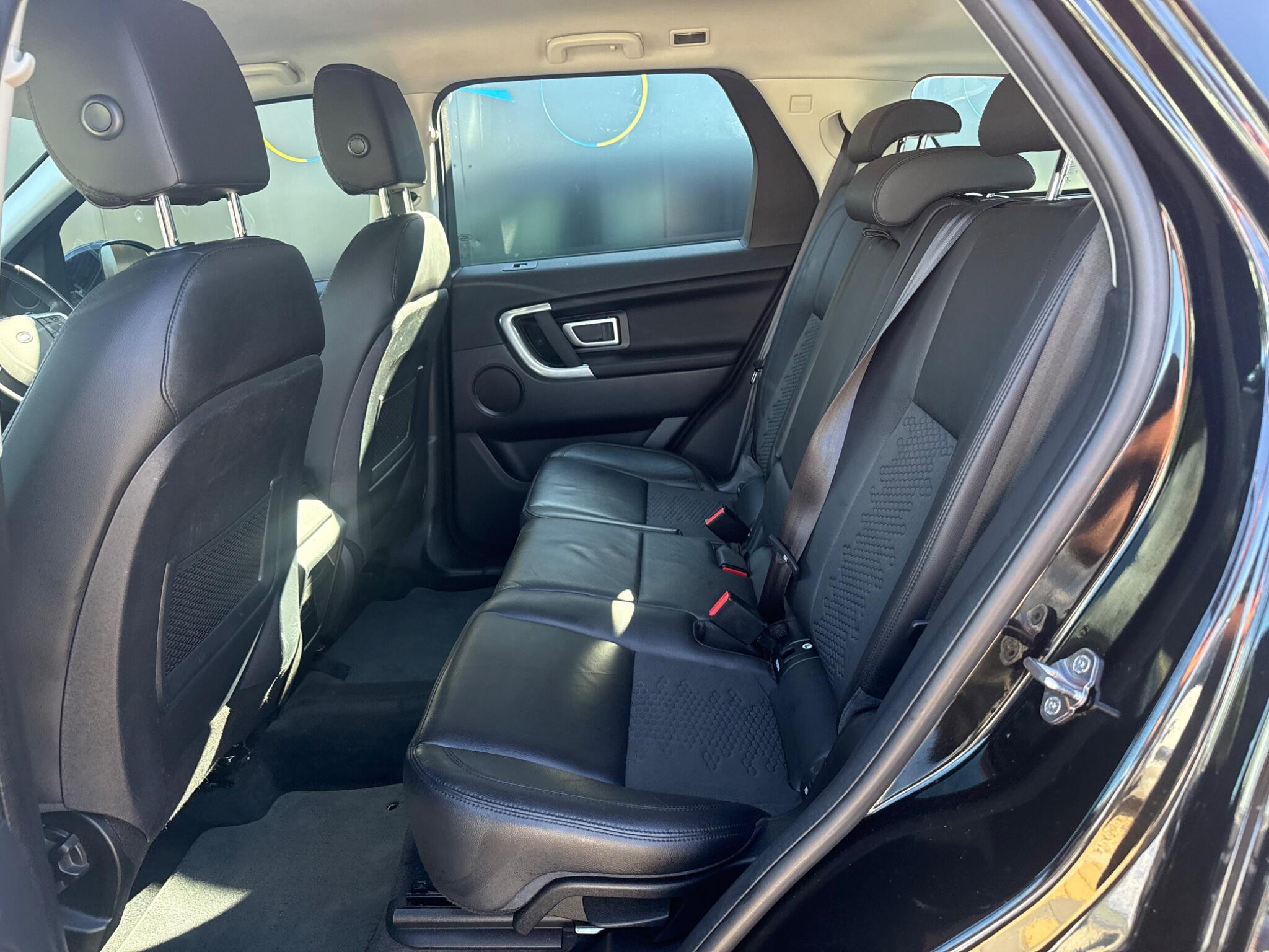 Land Rover Discovery Sport view 24