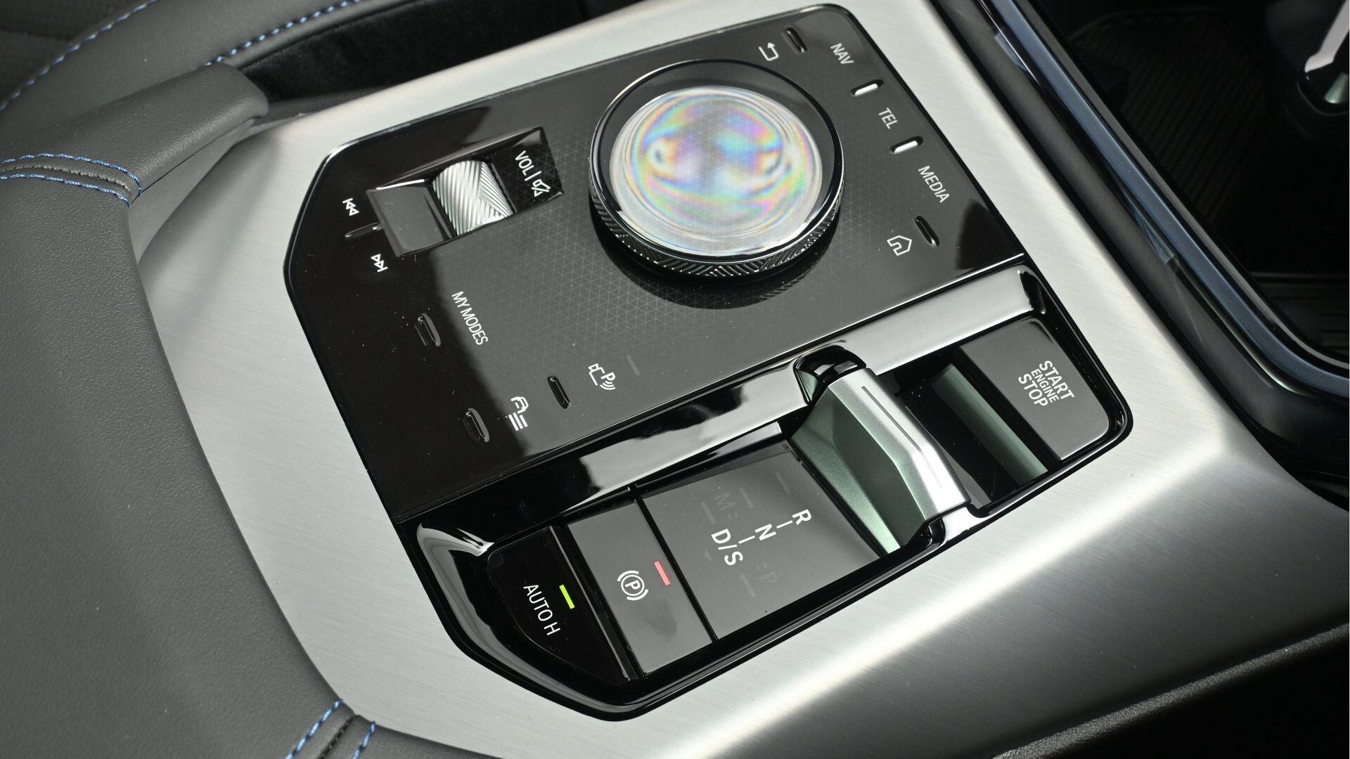 BMW X3 view 10