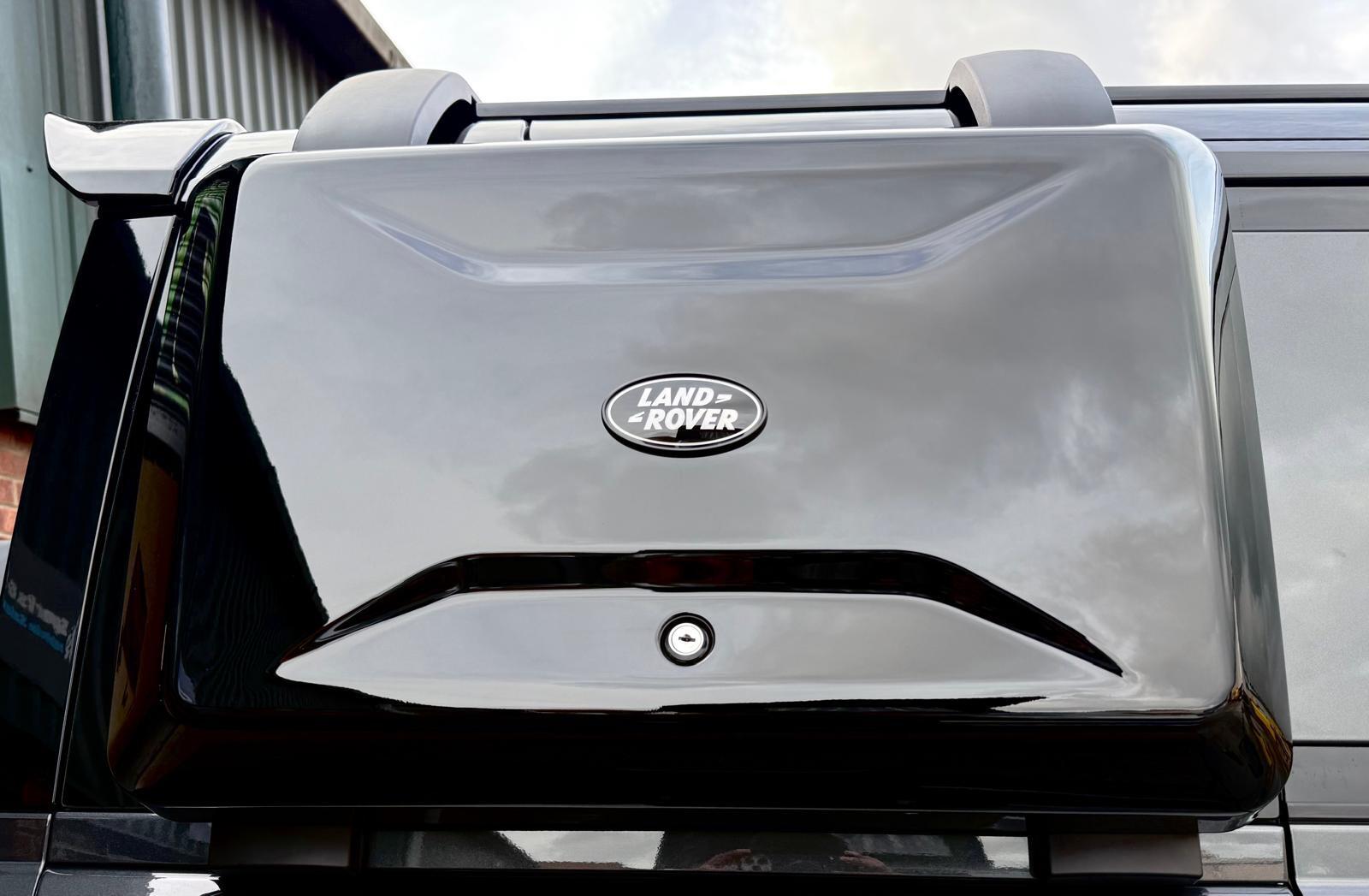 Land Rover Defender view 13