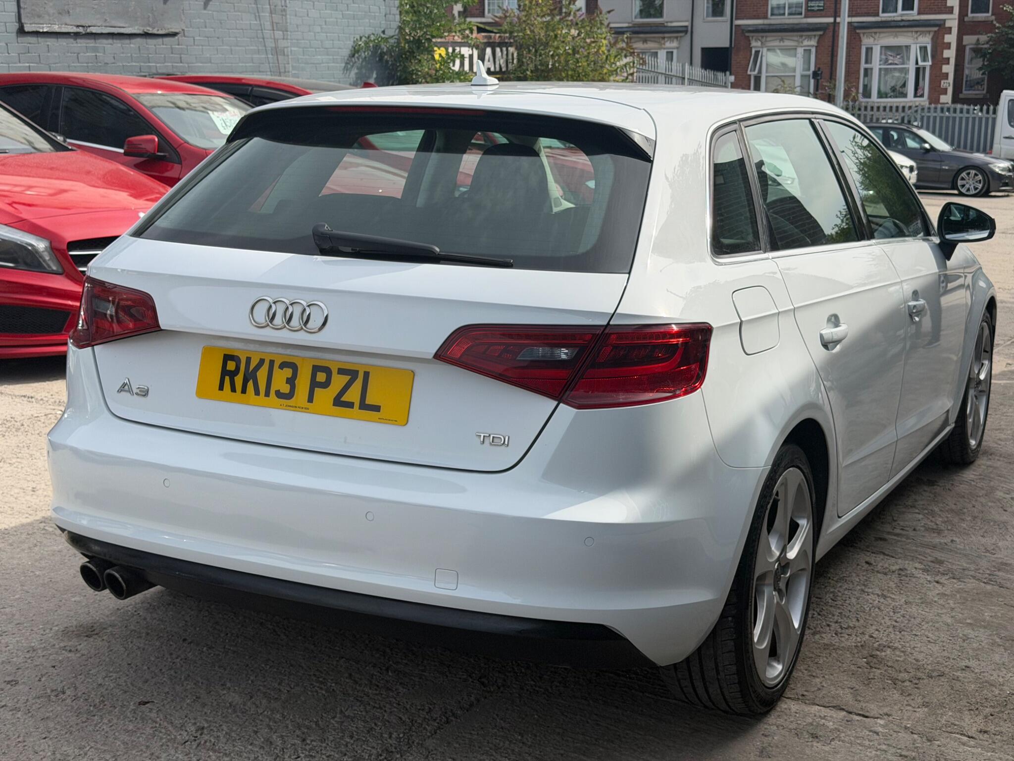 Audi A3 view 4