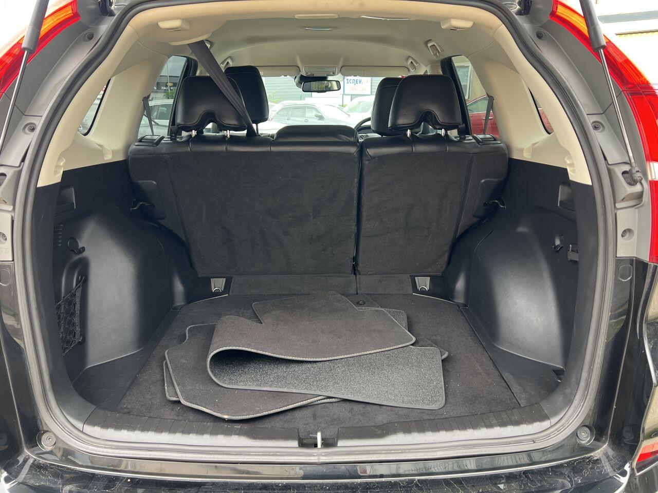 Honda CR-V view 9