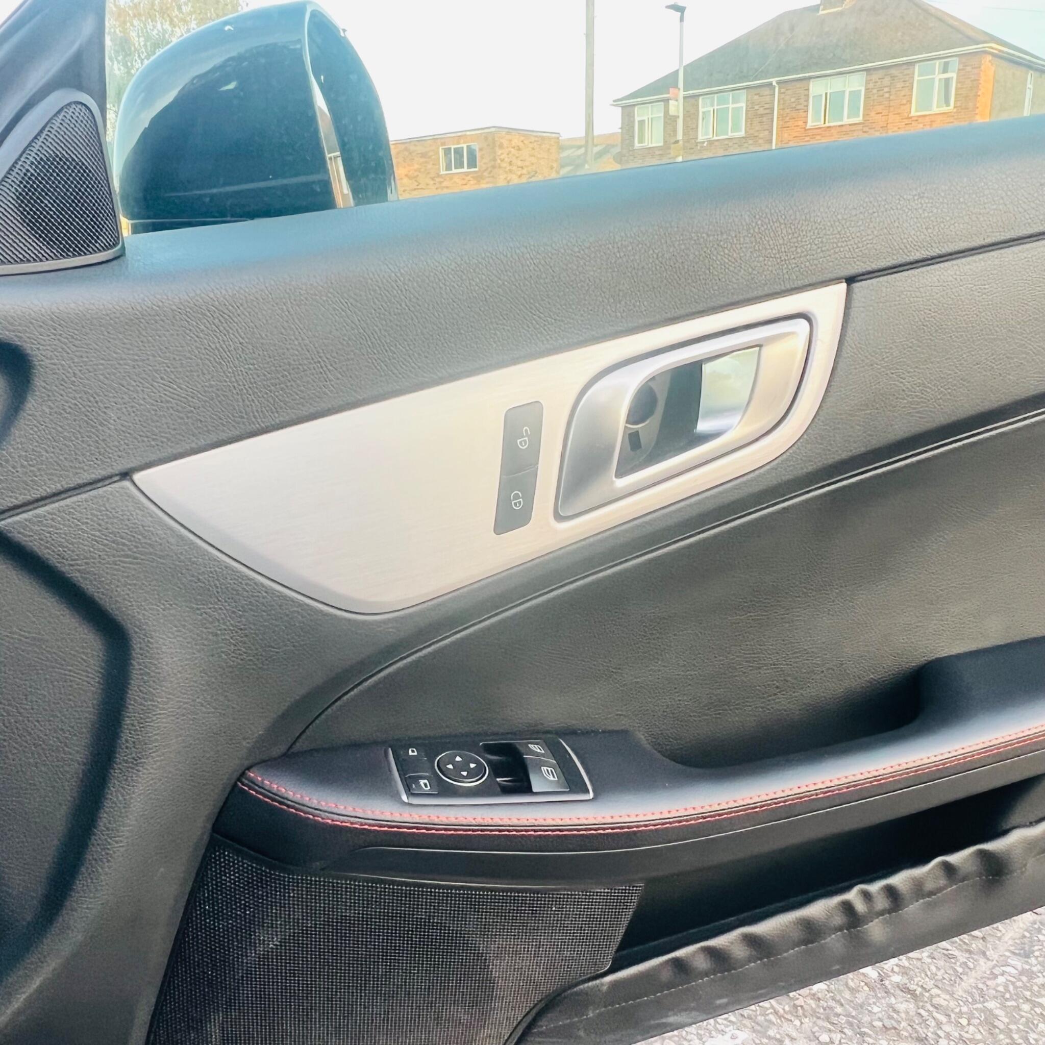 Mercedes-Benz SLK view 16