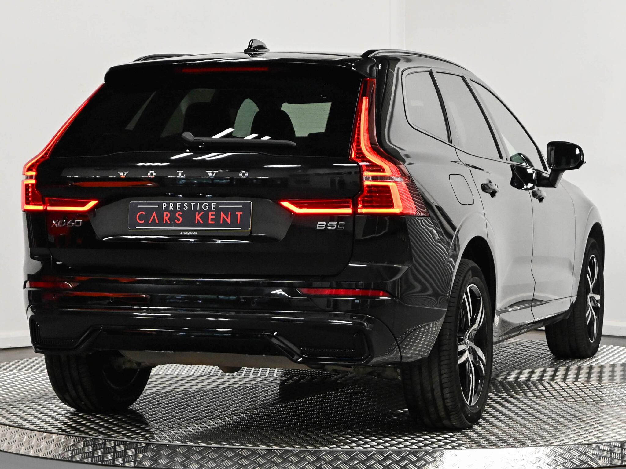 Volvo XC60 view 22