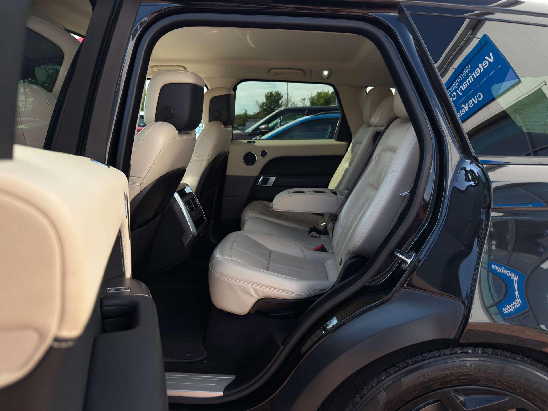 Land Rover Range Rover Sport view 41
