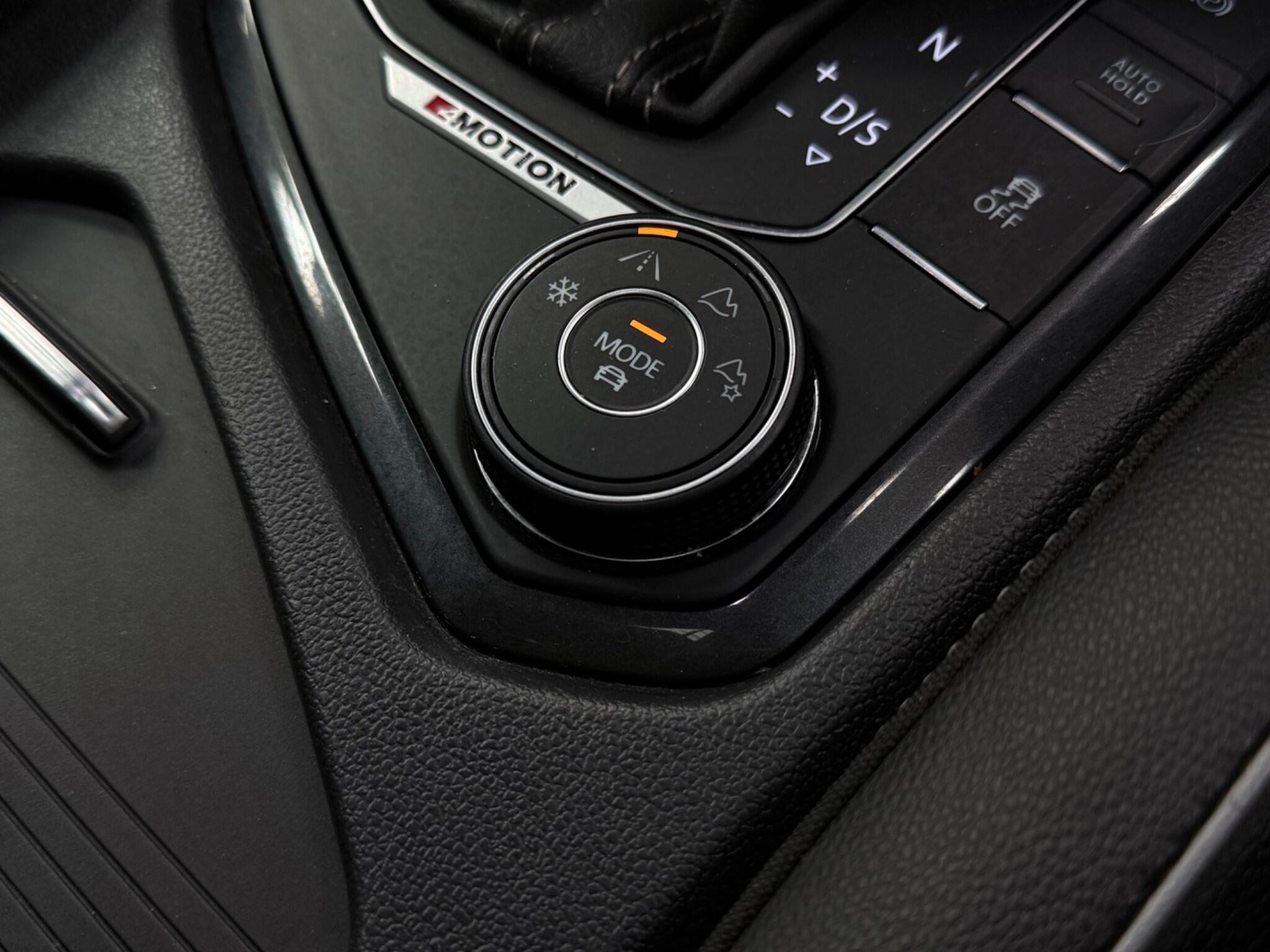 Volkswagen Tiguan view 22