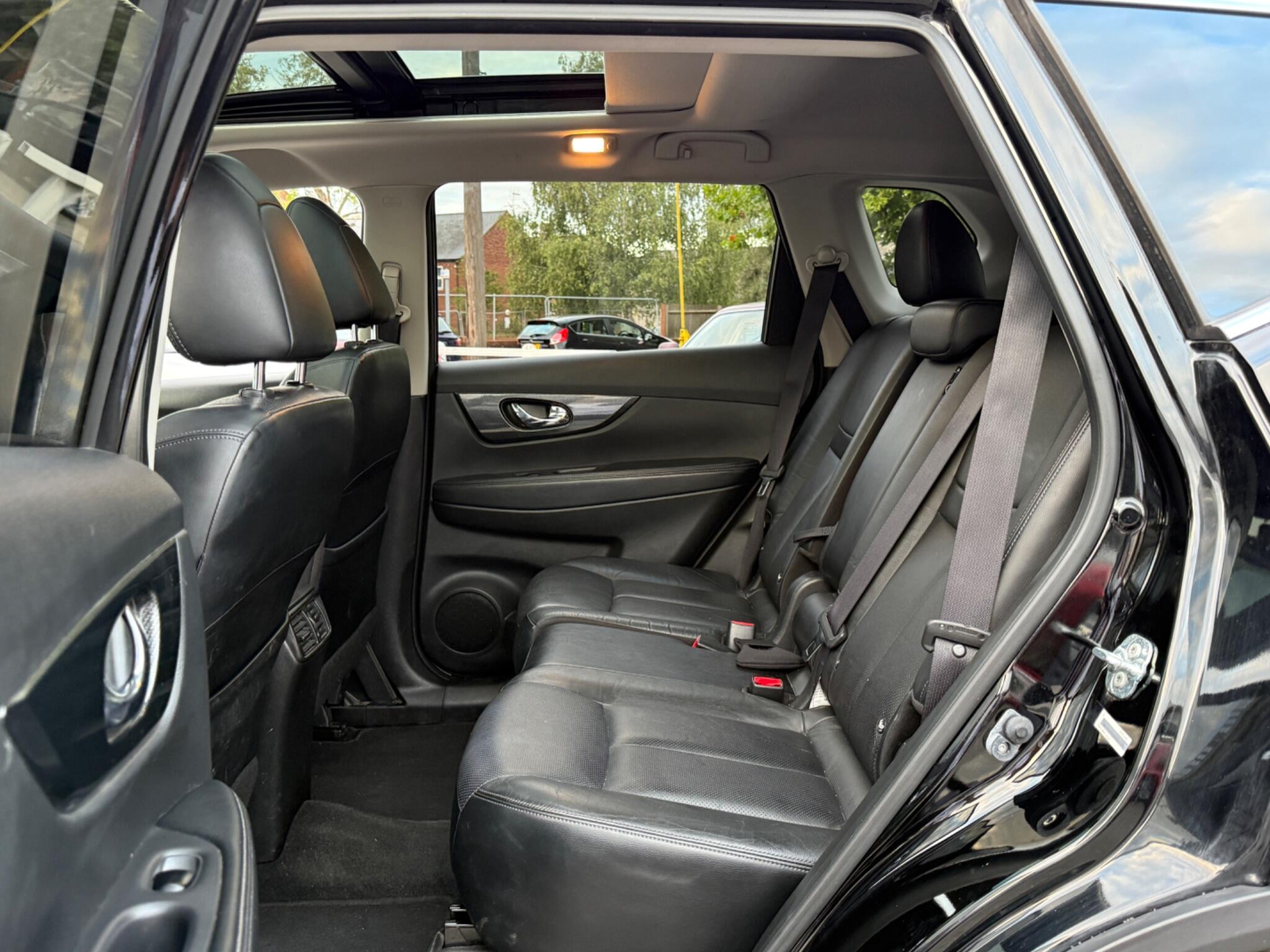 Nissan X-Trail - Image 49