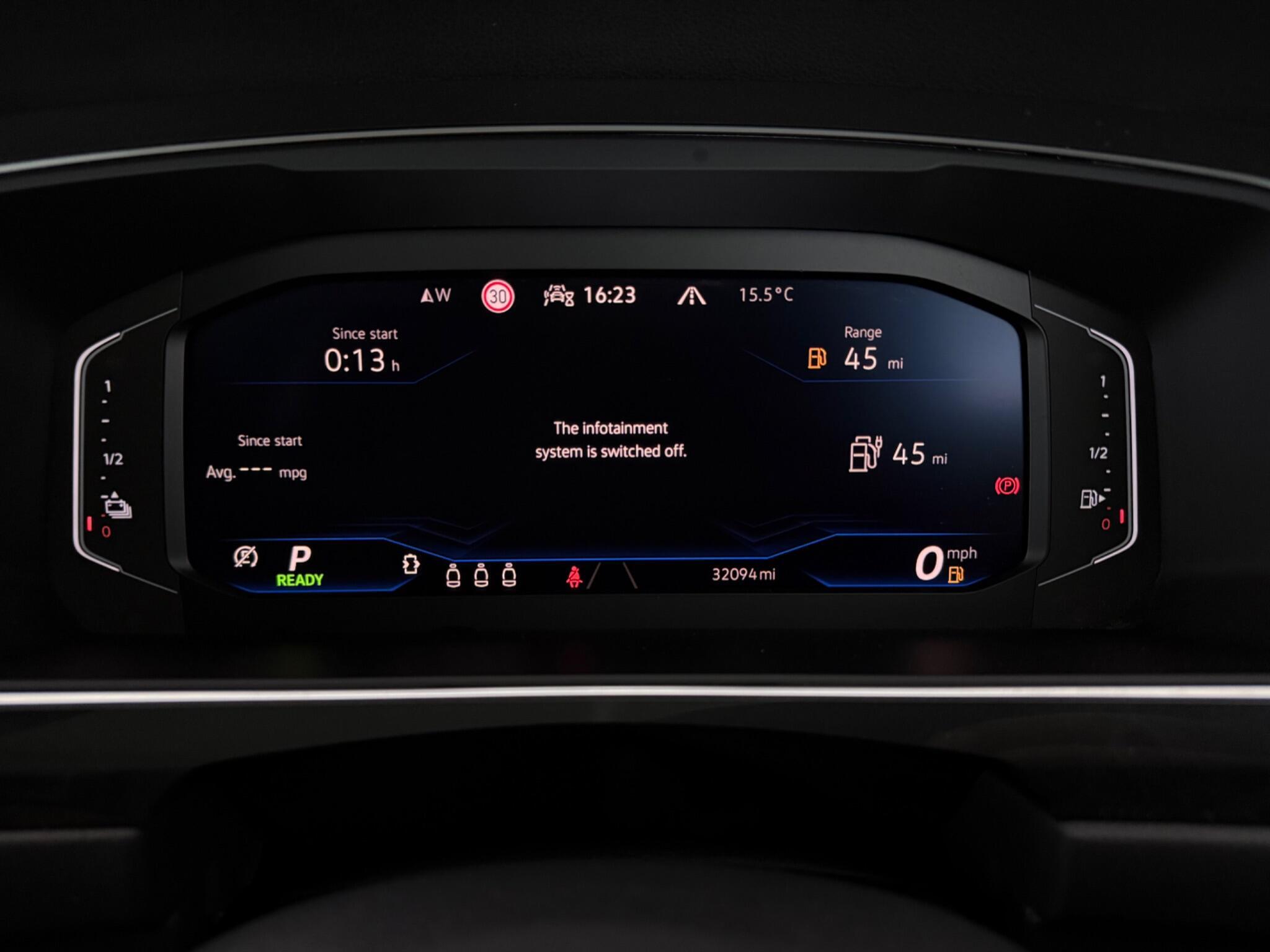 Volkswagen Tiguan view 16