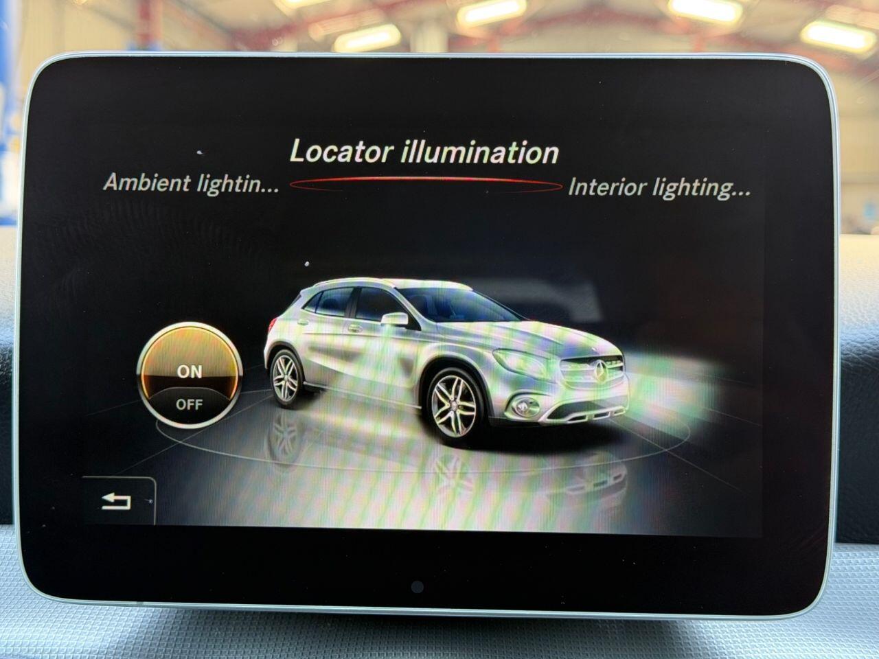 Mercedes-Benz Gla view 44