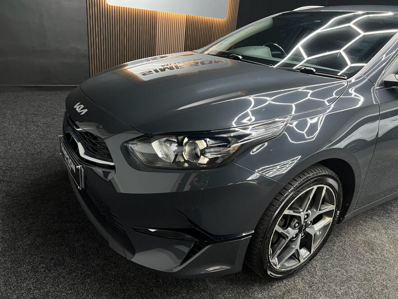 Kia Ceed view 22