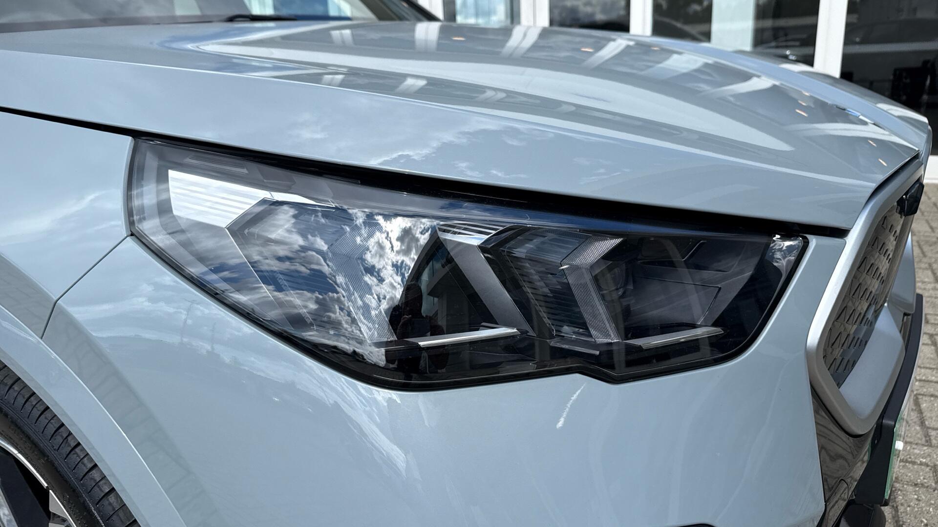 BMW iX2 view 23