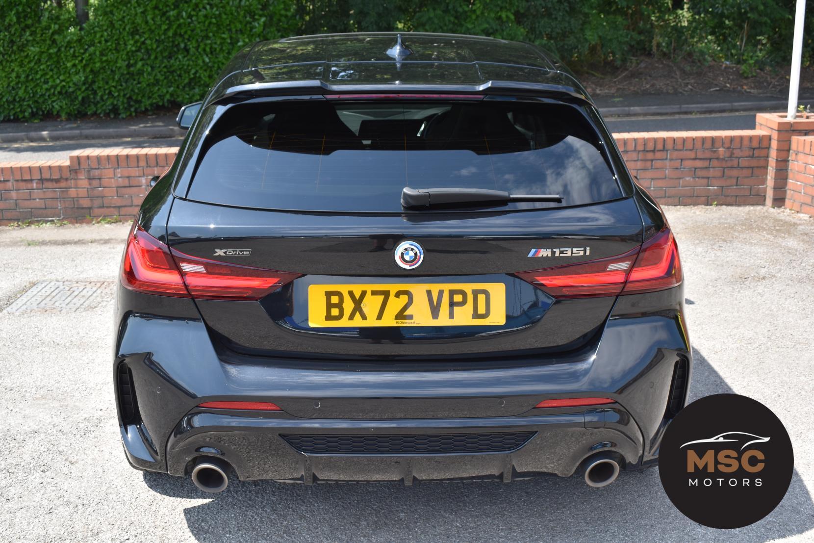 BMW 1 Series view 15