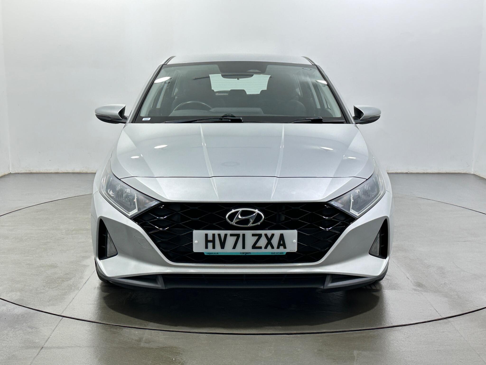 Hyundai i20 view 3