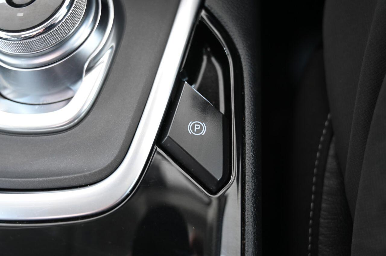 Ford Galaxy view 34