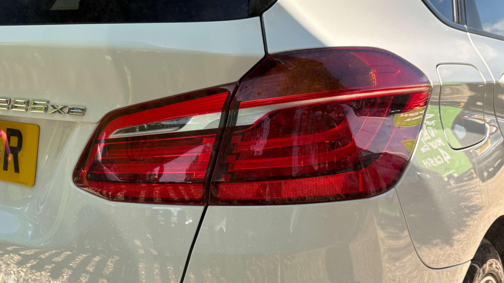 BMW 2 Series view 56