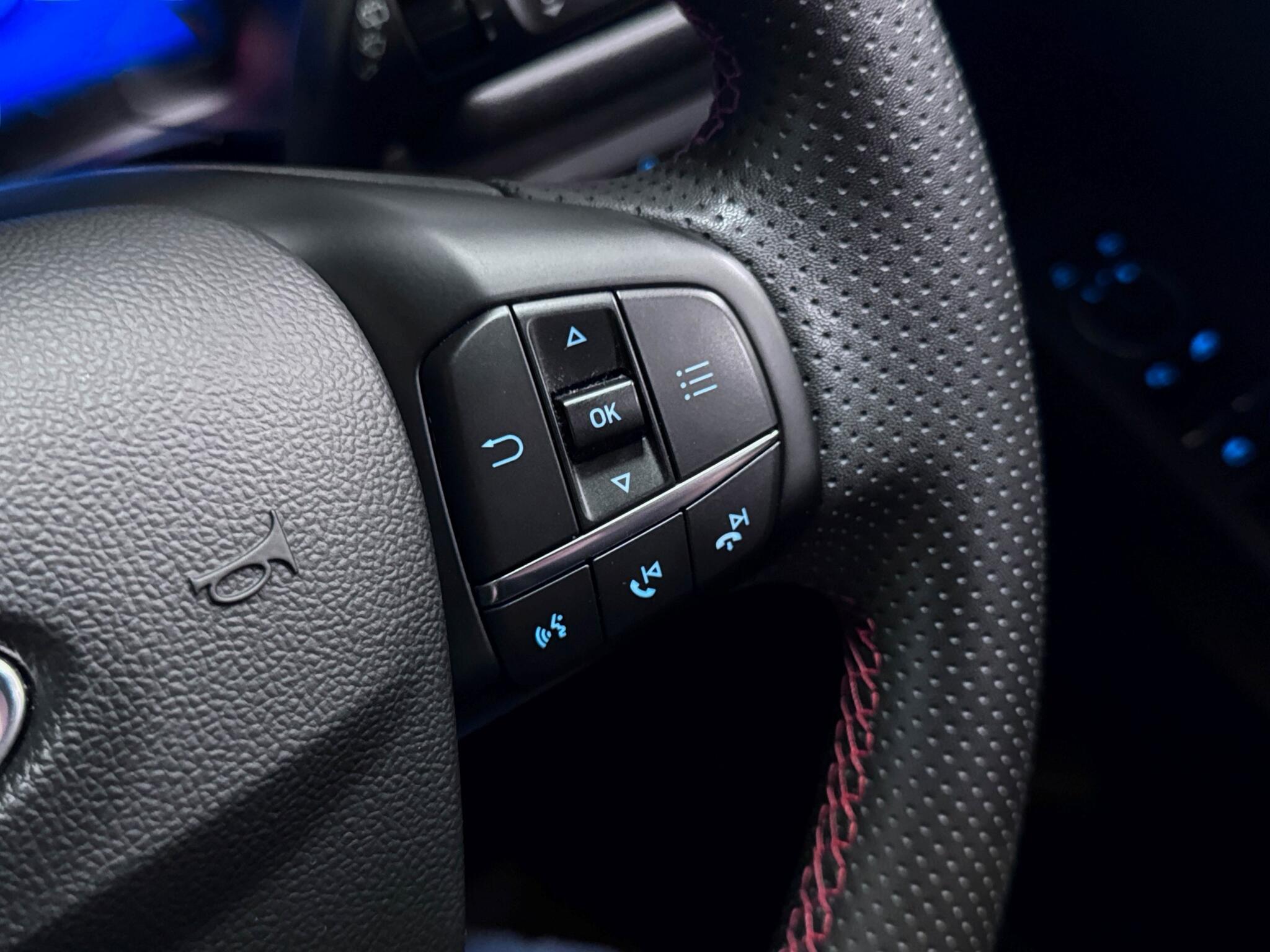 Ford Kuga view 16